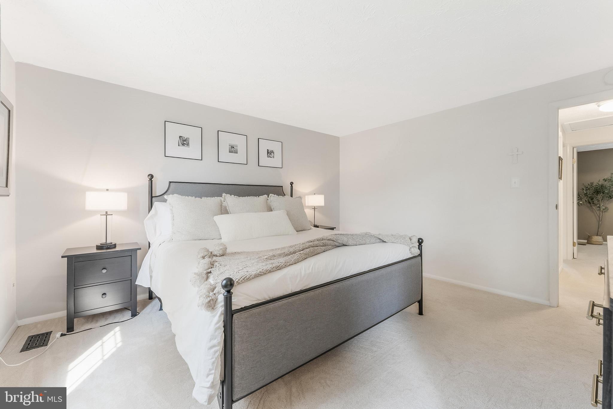 LAKEFORD - Residential Lease