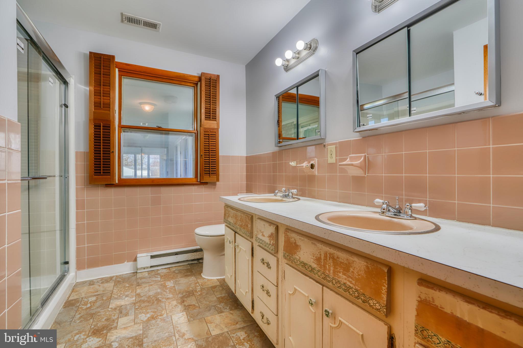 COLORA - Residential