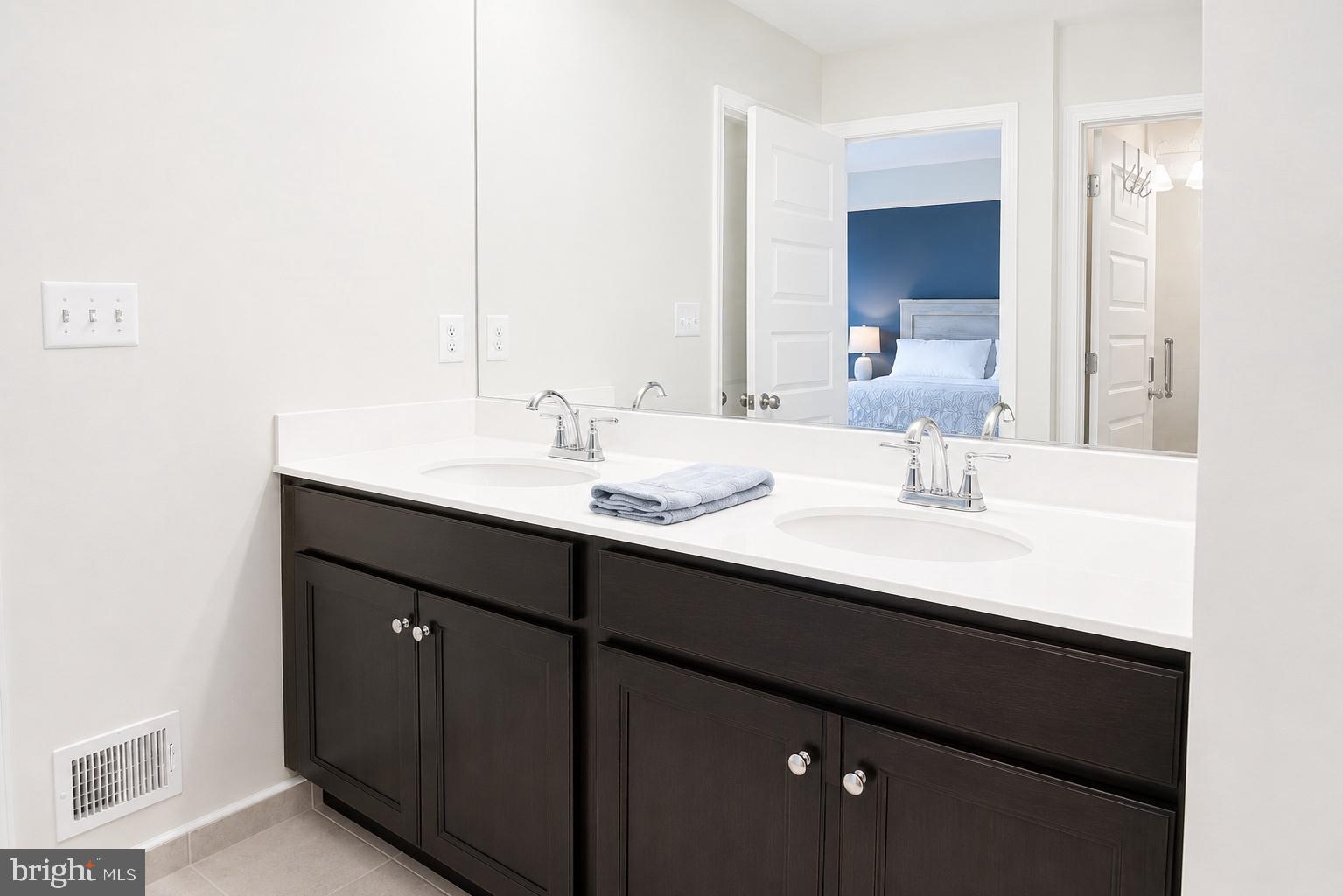 MILLERSVILLE - Residential