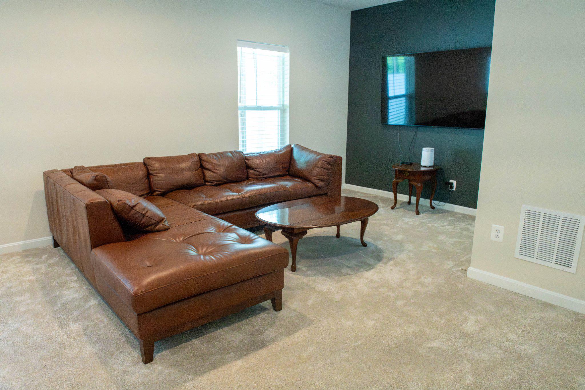 MILLERSVILLE - Residential