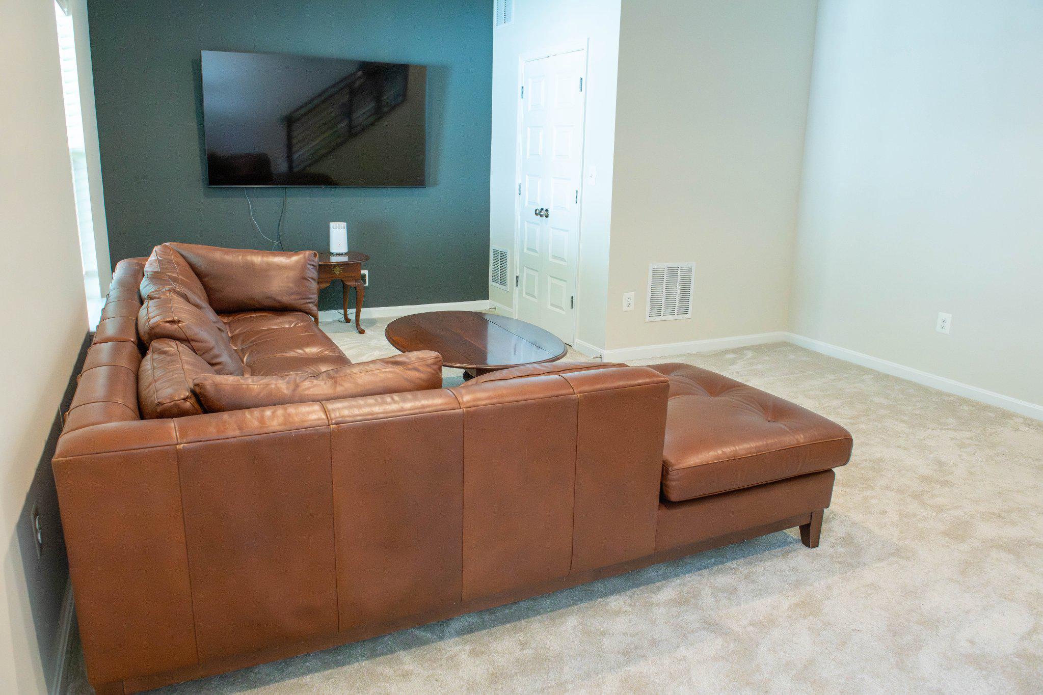 MILLERSVILLE - Residential