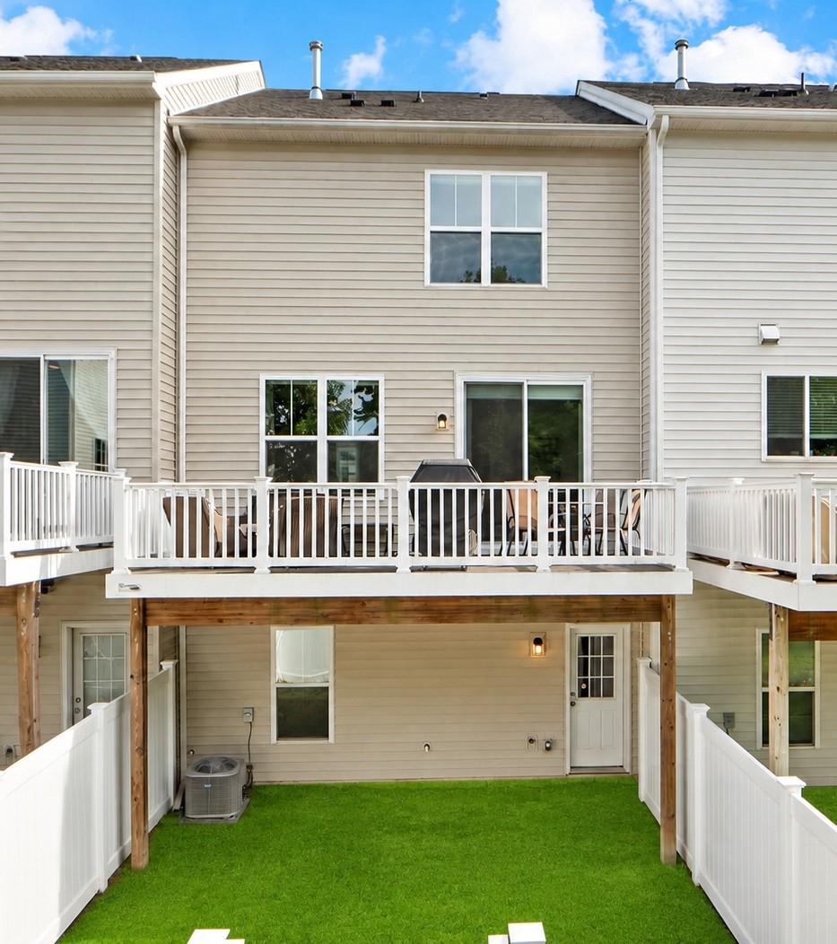 MILLERSVILLE - Residential
