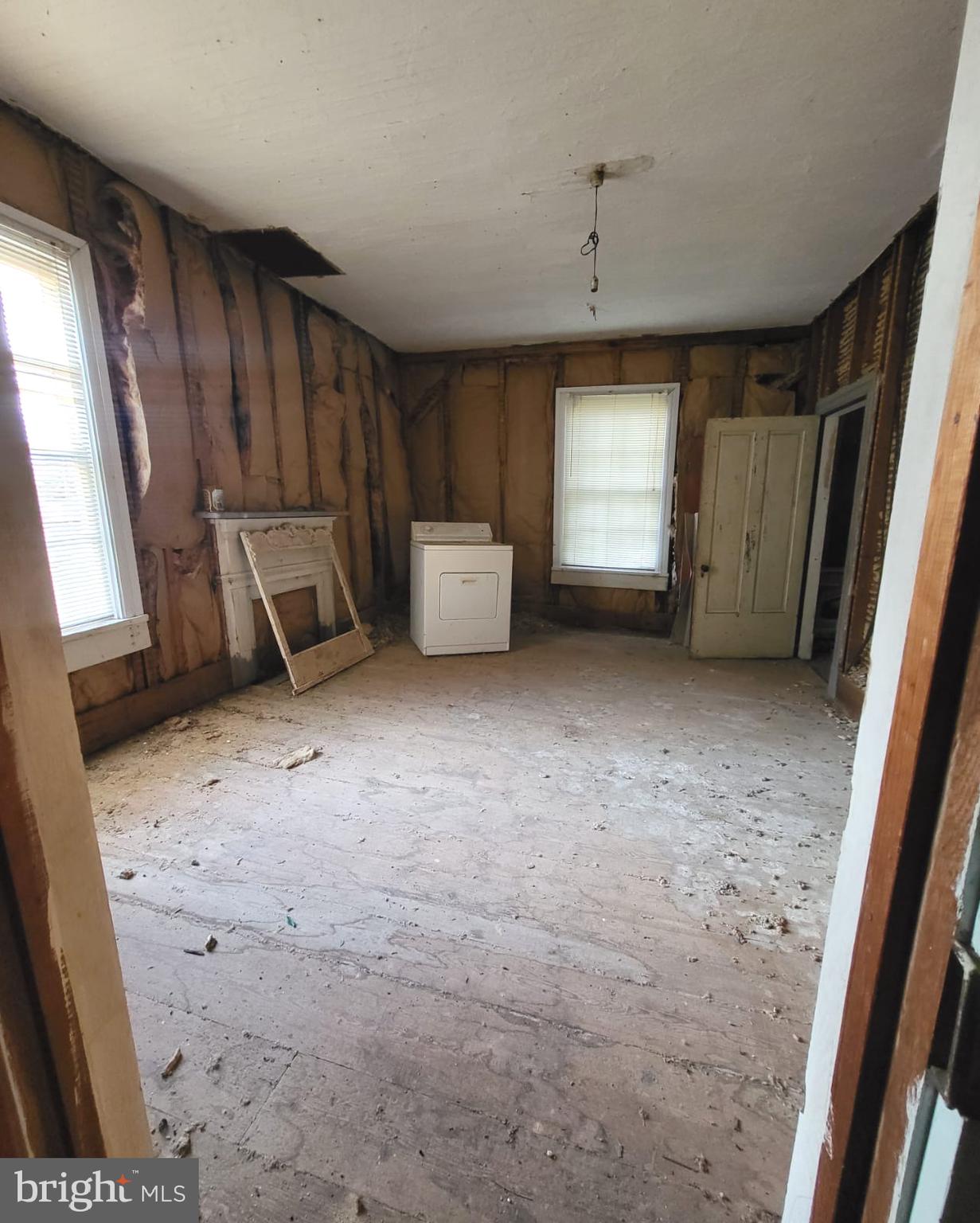 UNRESTRICTED - Residential