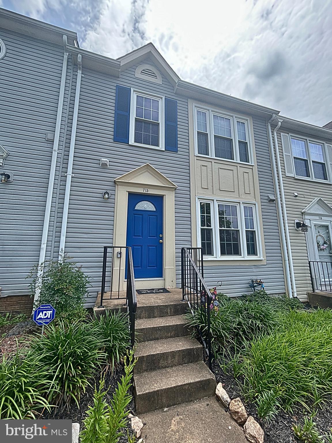 OAK SPRINGS - Residential Lease