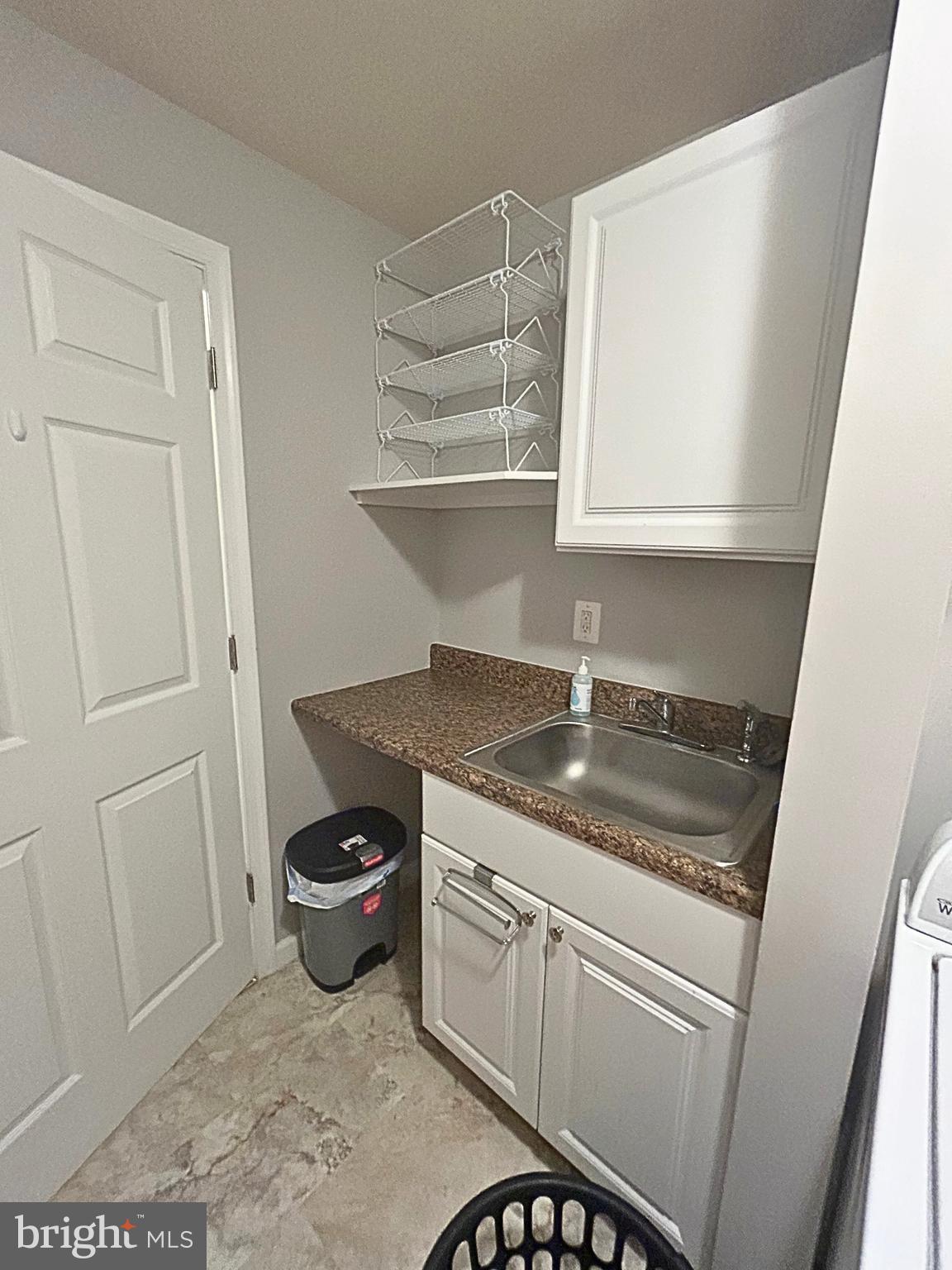 OAK SPRINGS - Residential Lease