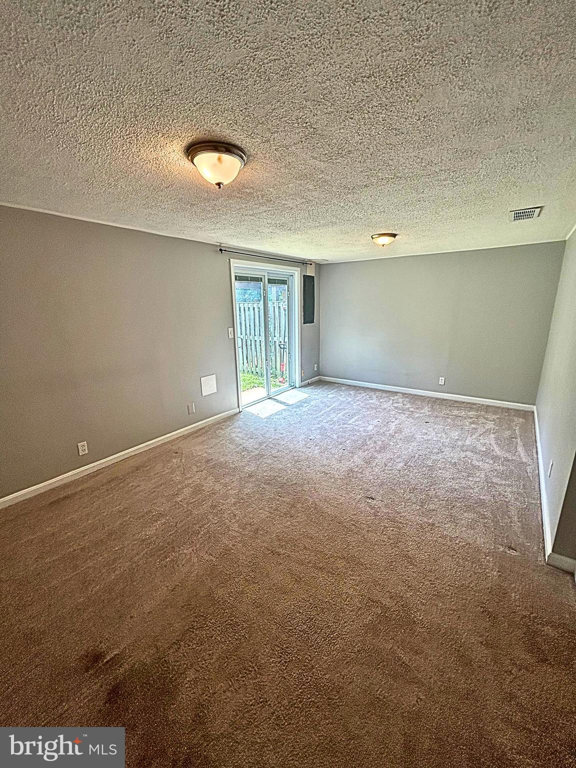 OAK SPRINGS - Residential Lease