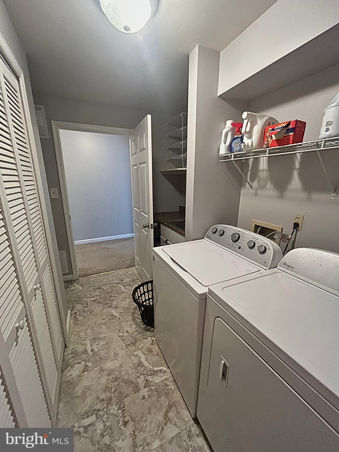 OAK SPRINGS - Residential Lease