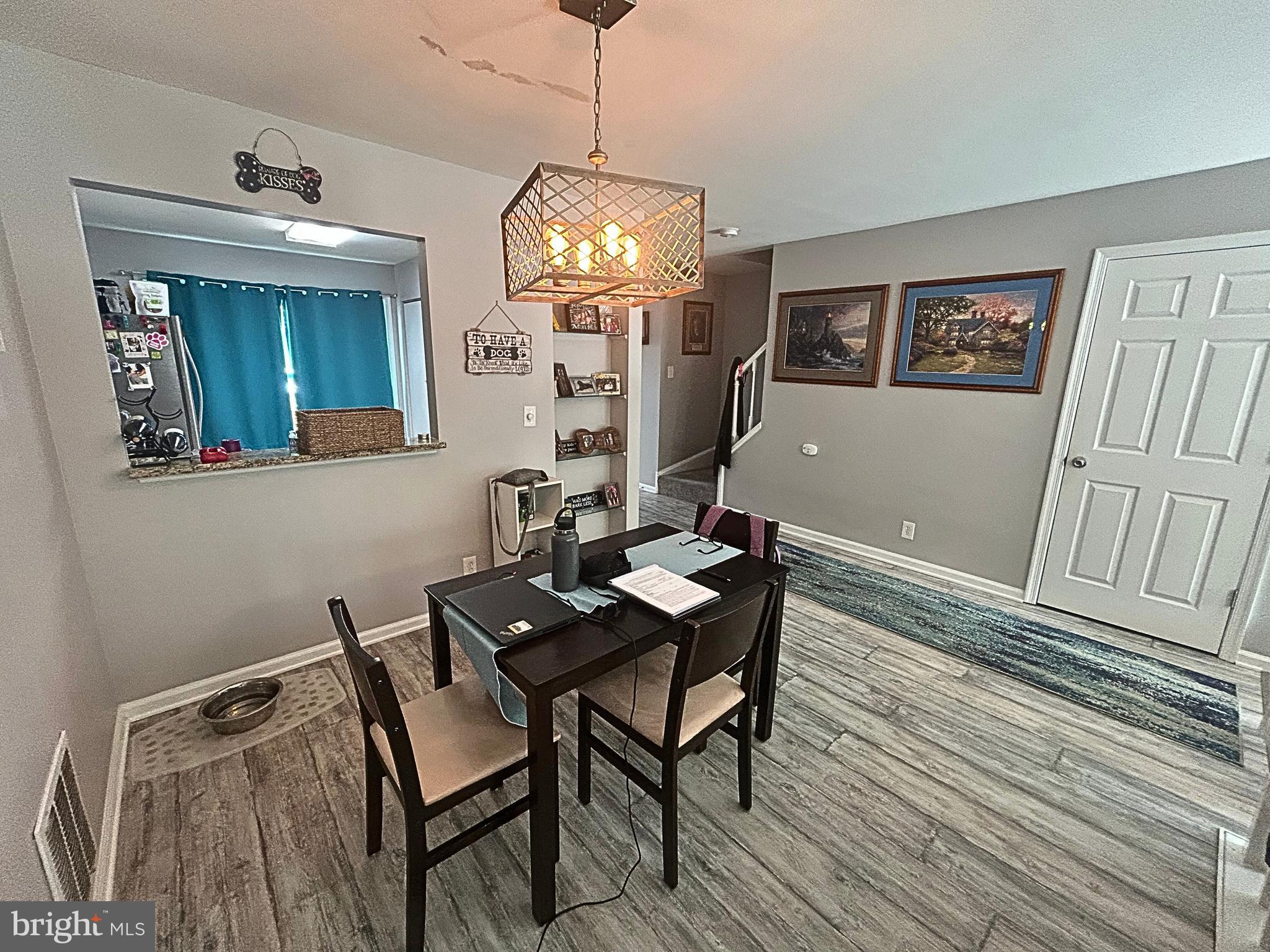 OAK SPRINGS - Residential Lease