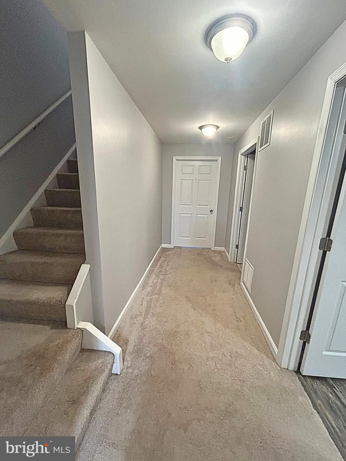 OAK SPRINGS - Residential Lease