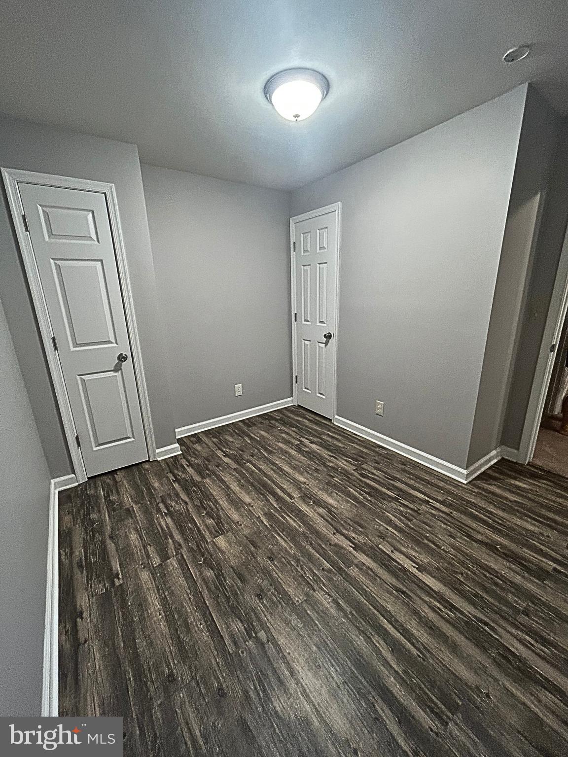 OAK SPRINGS - Residential Lease