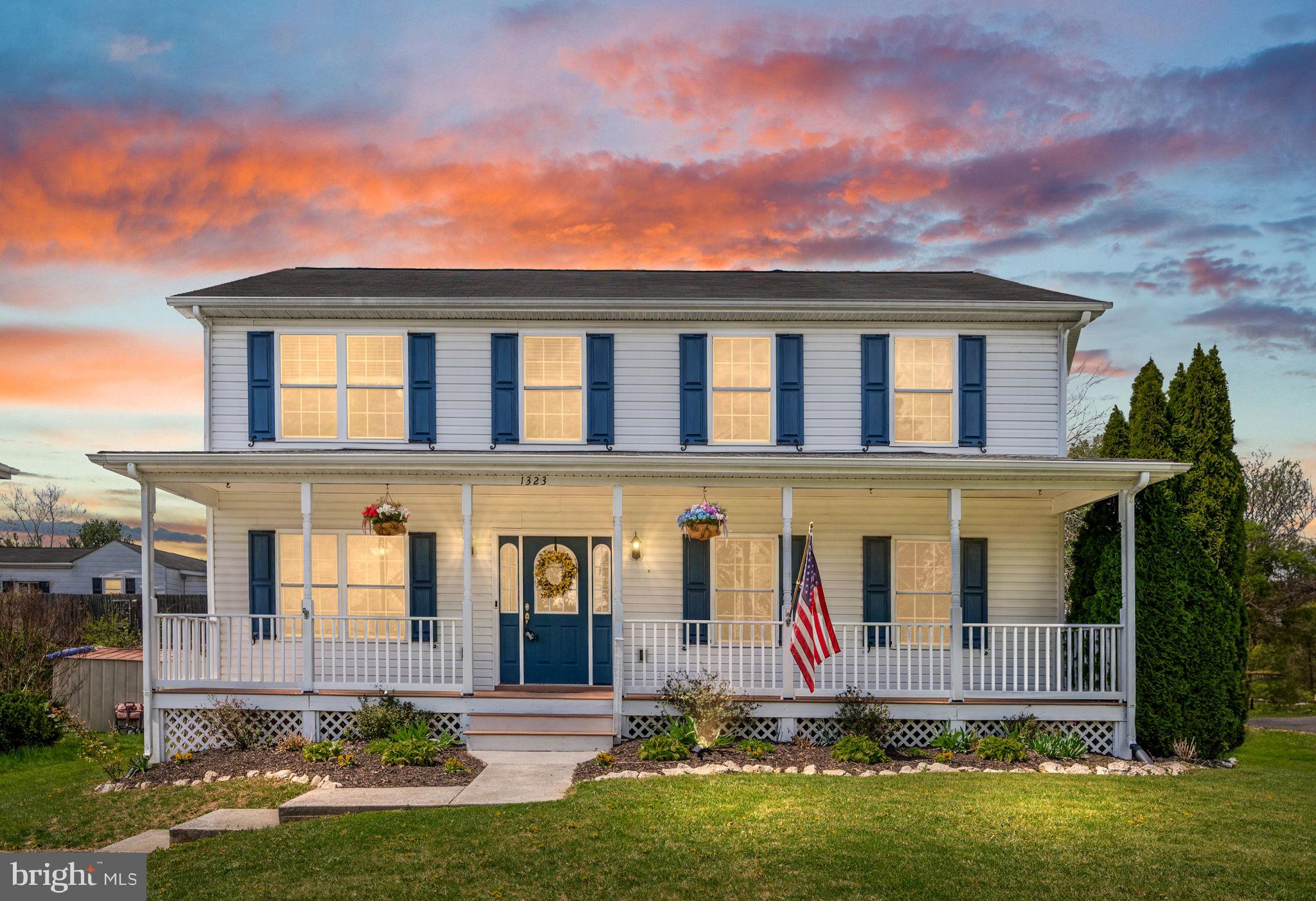 WOODSIDE - Residential