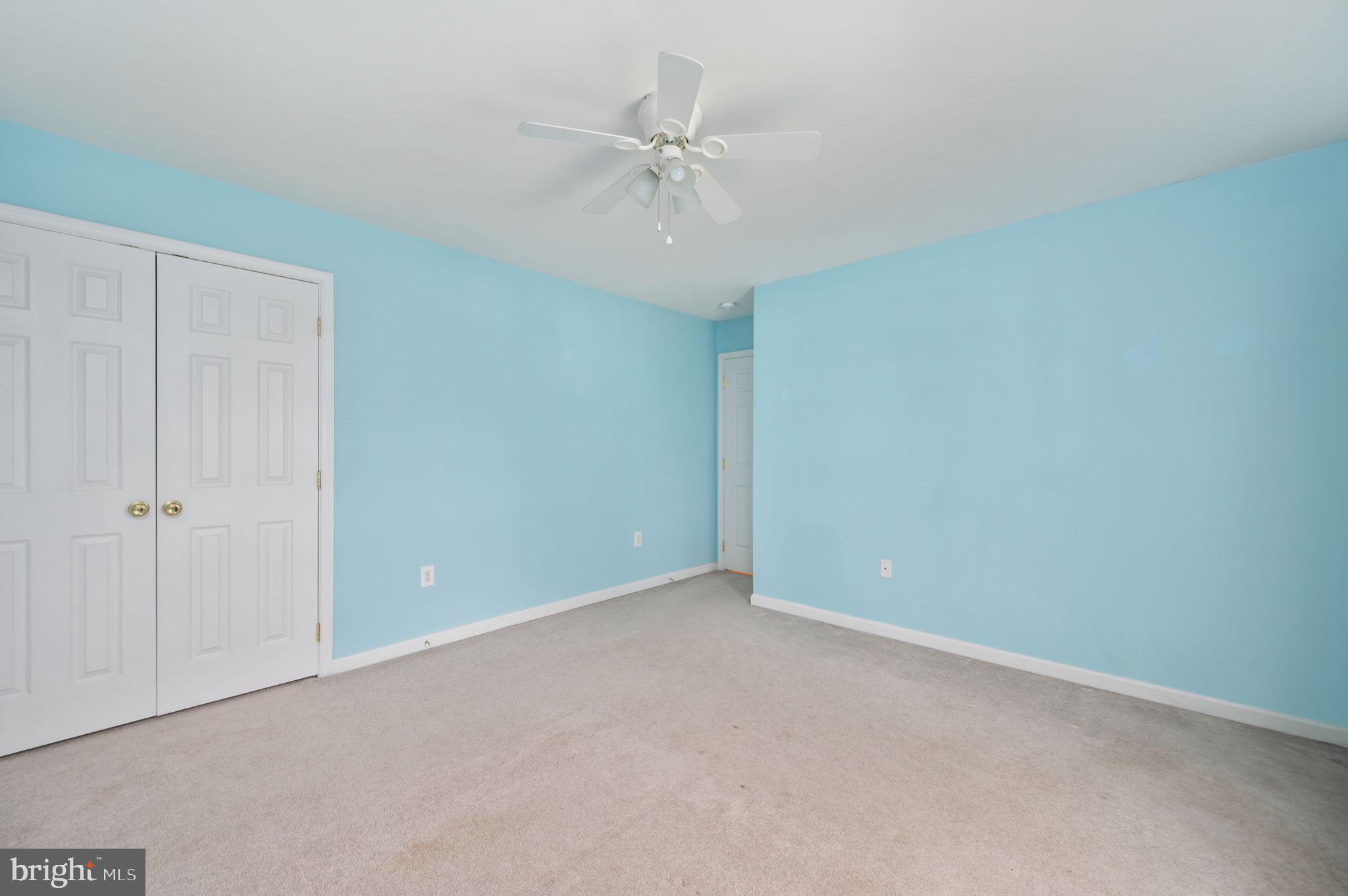 WOODSIDE - Residential