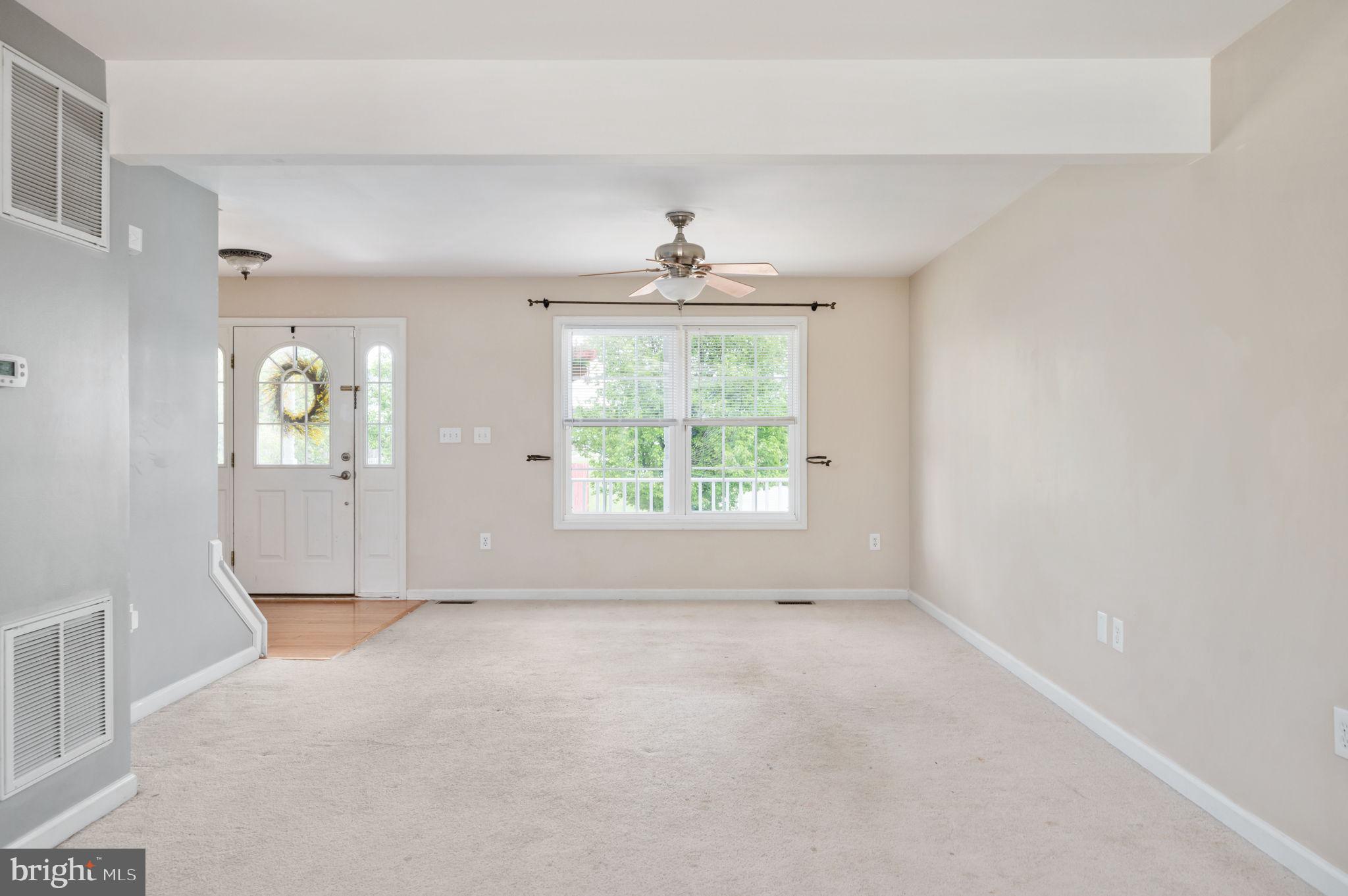 WOODSIDE - Residential