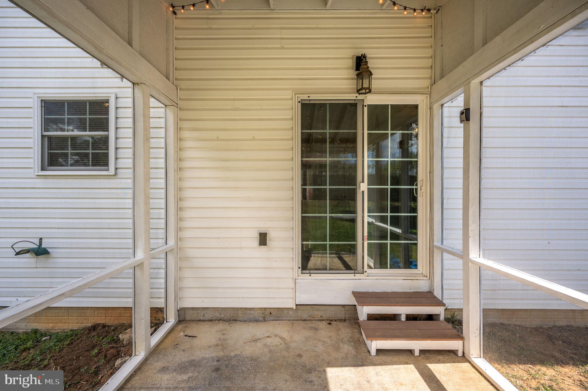 WOODSIDE - Residential