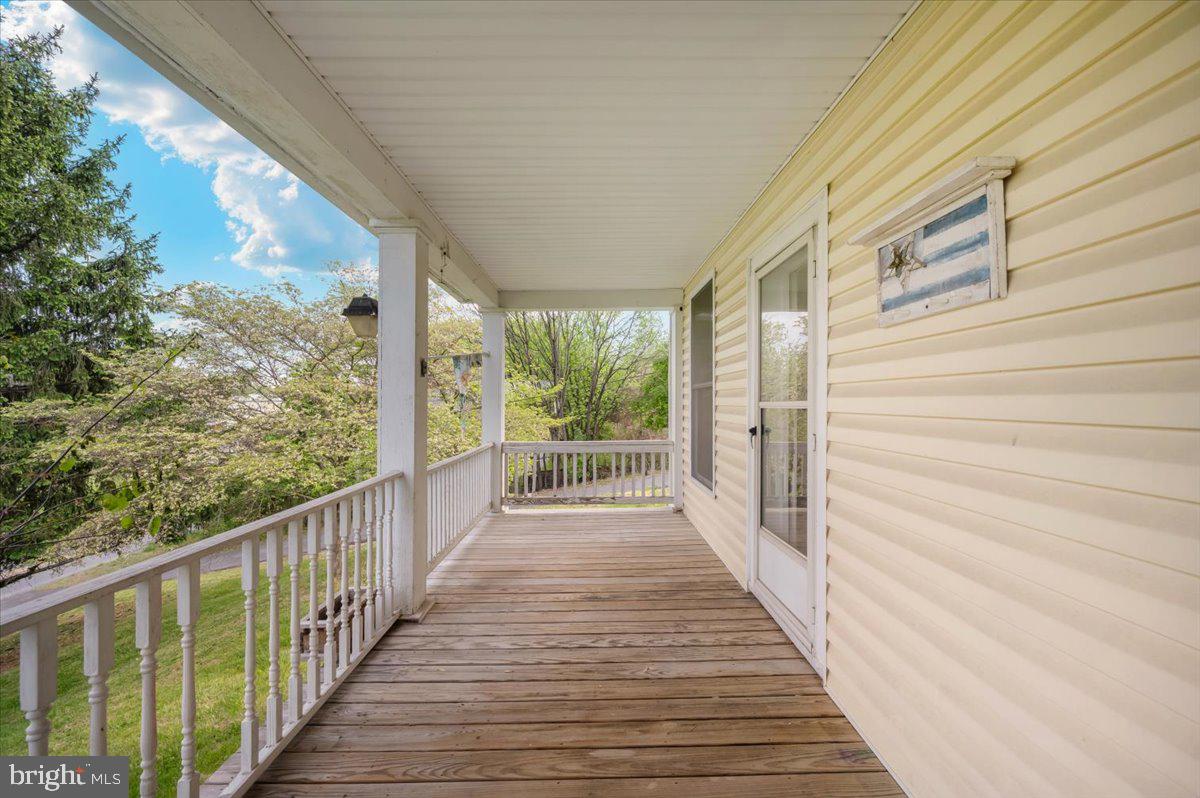 HALLTOWN - Residential