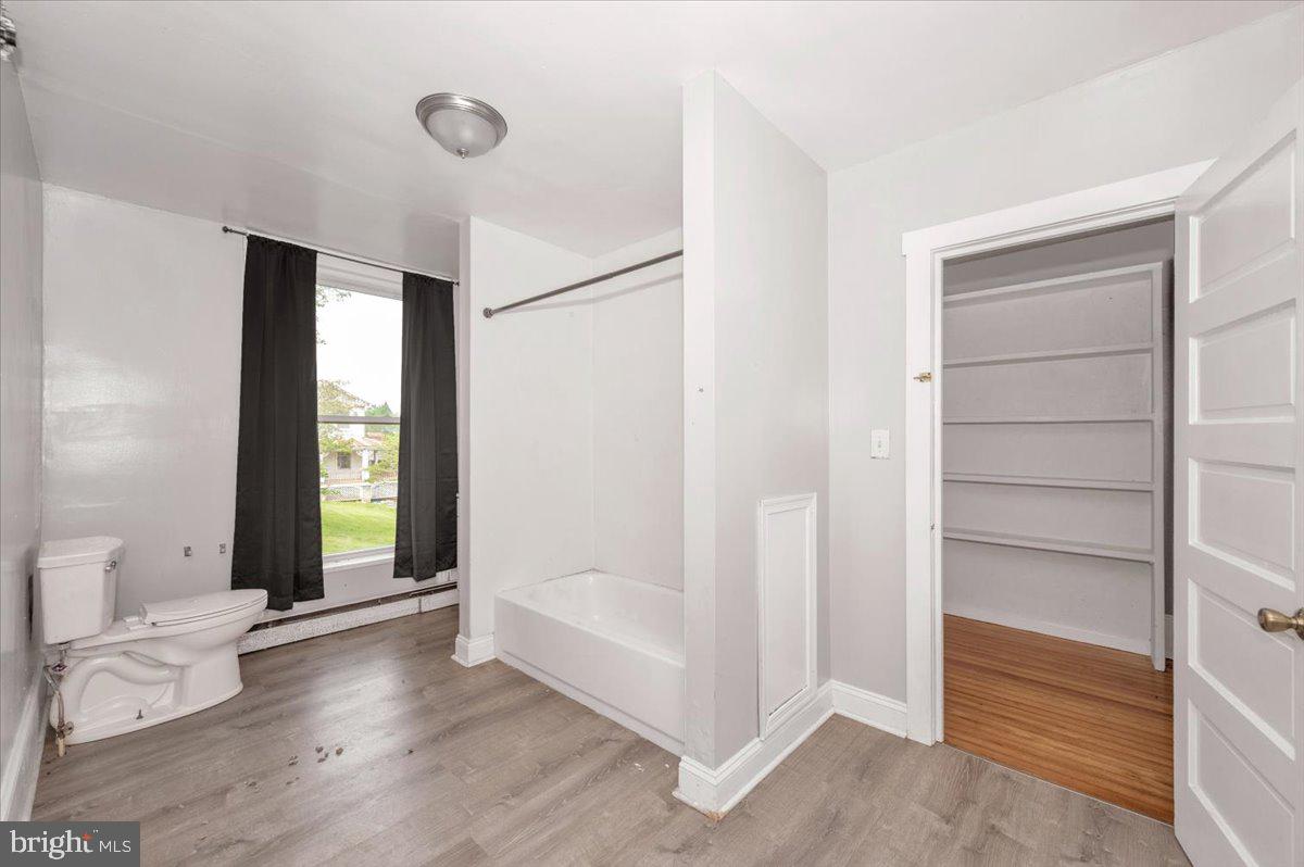 HALLTOWN - Residential