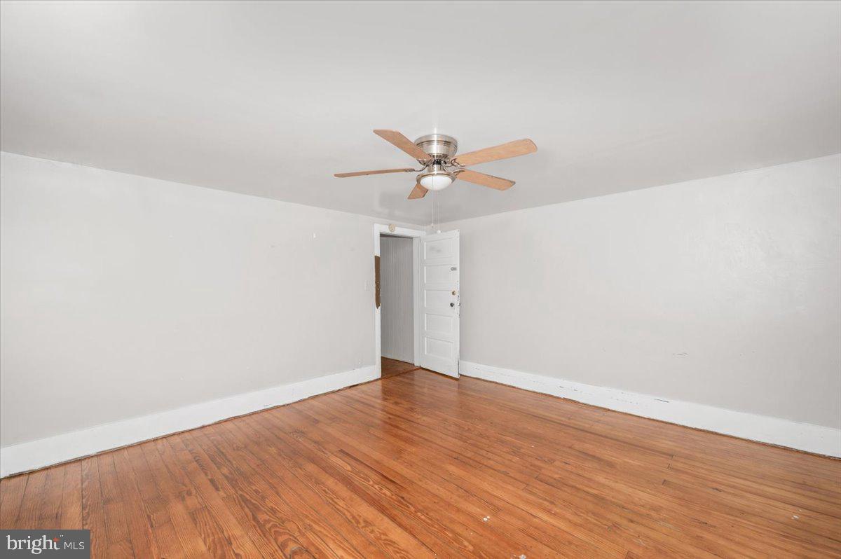 HALLTOWN - Residential