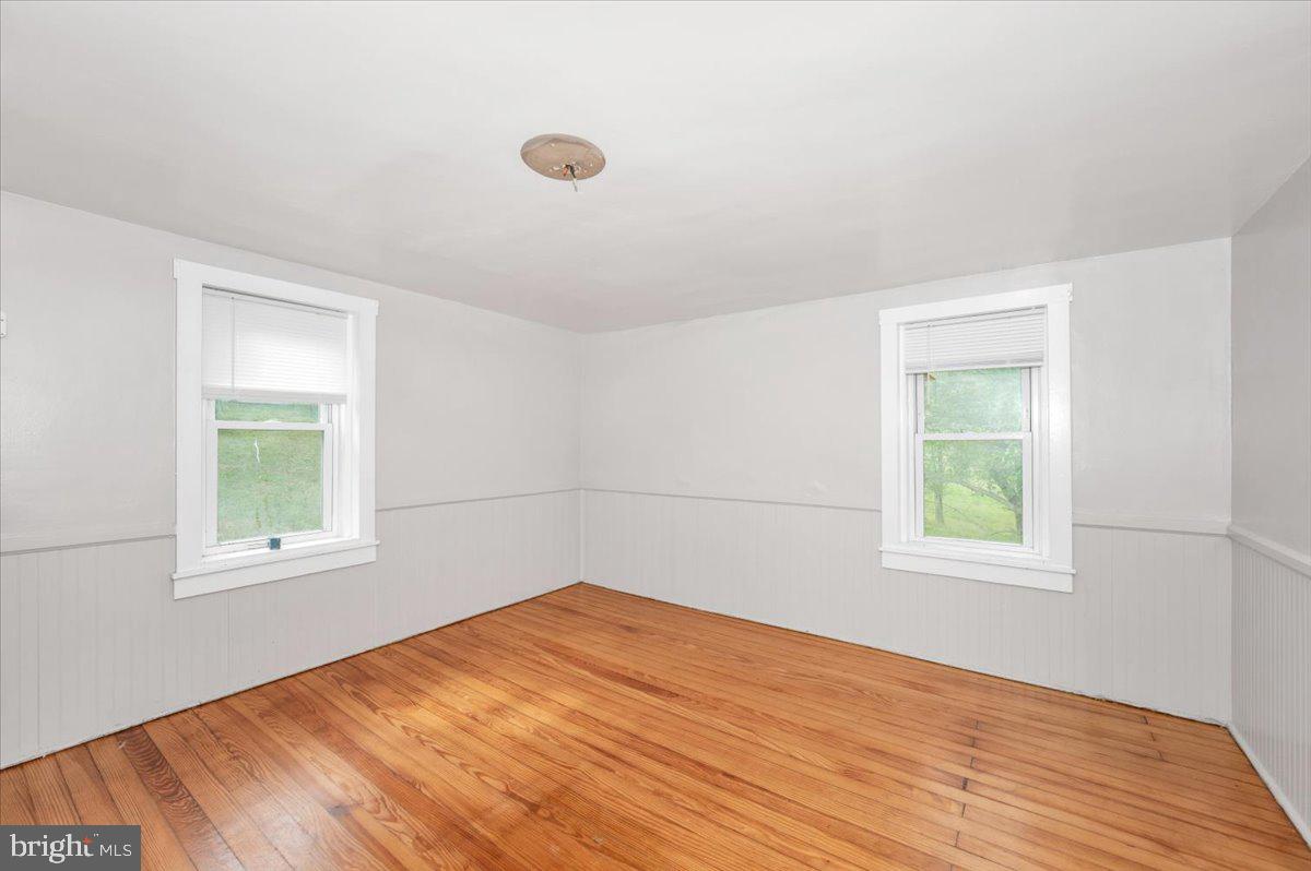 HALLTOWN - Residential