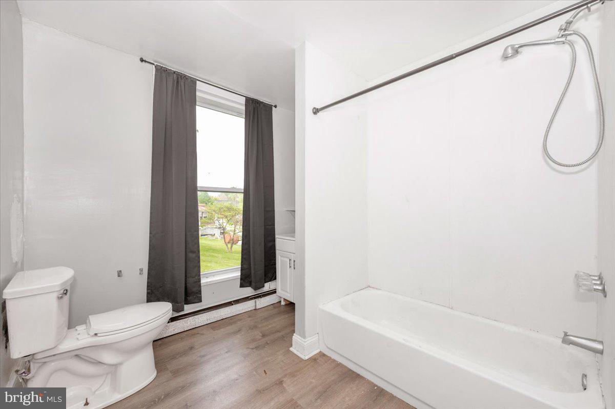 HALLTOWN - Residential