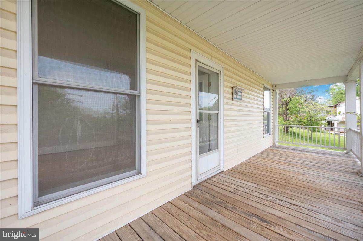 HALLTOWN - Residential