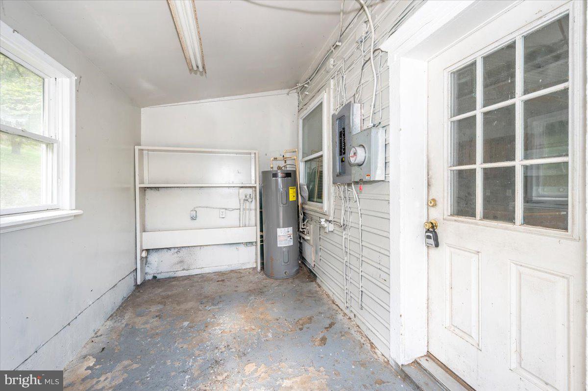 HALLTOWN - Residential