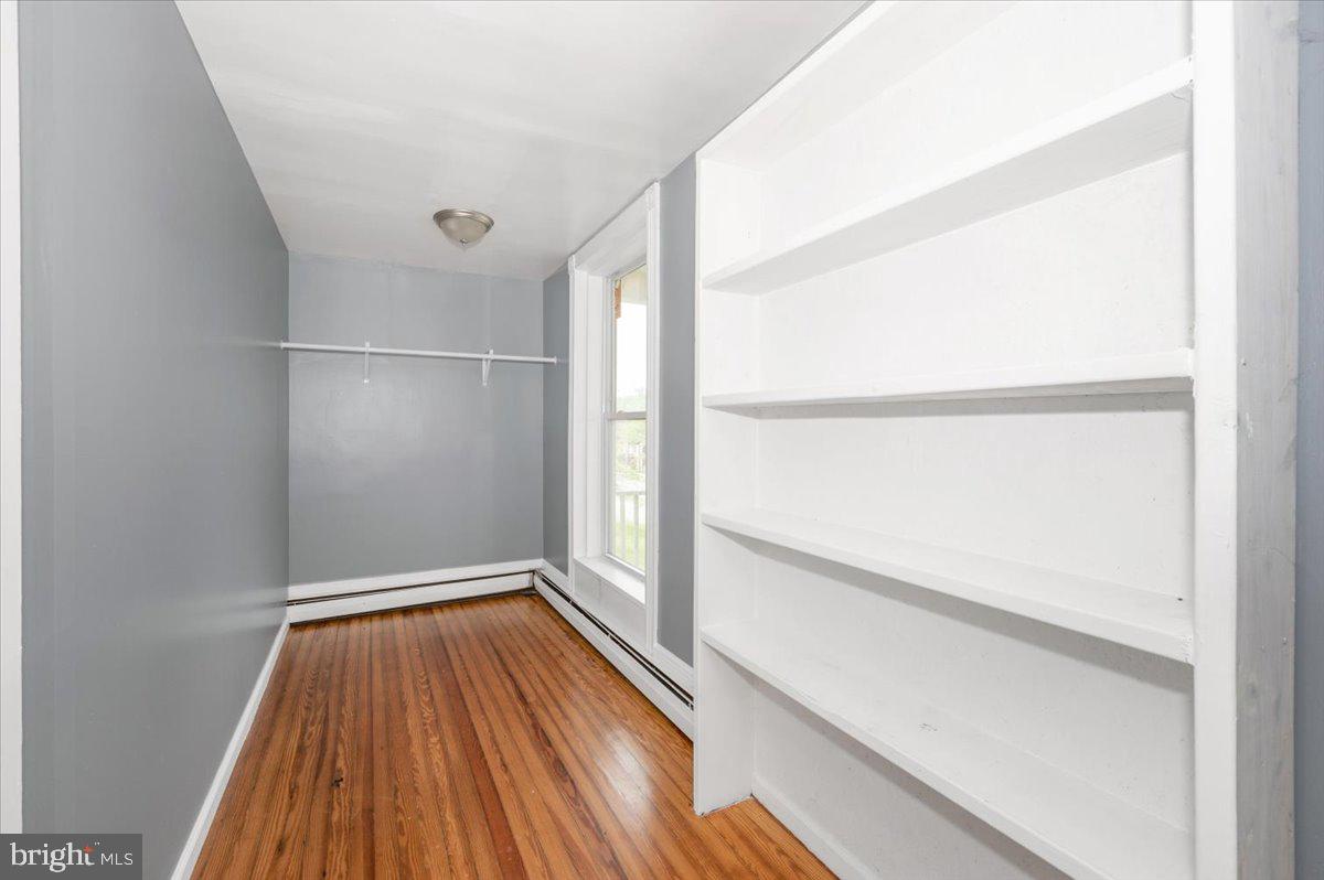 HALLTOWN - Residential