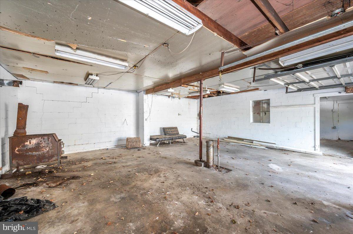 HALLTOWN - Residential