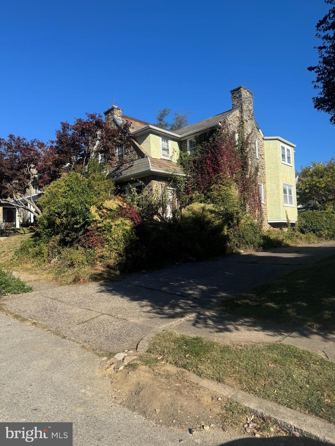 JUST HIT MARKET IN GERMANTOWN!!! 1452 Sq ft property sits on a 2554 Sq ft lot. Garage, driveway and alley parking. Great block. Property will not be cleaned out. Property to be sold as is. Buyer responsible for all transfer tax and city cert. Seller requests use of First American for title. Showings on Thursday 5/1 at 10 am.