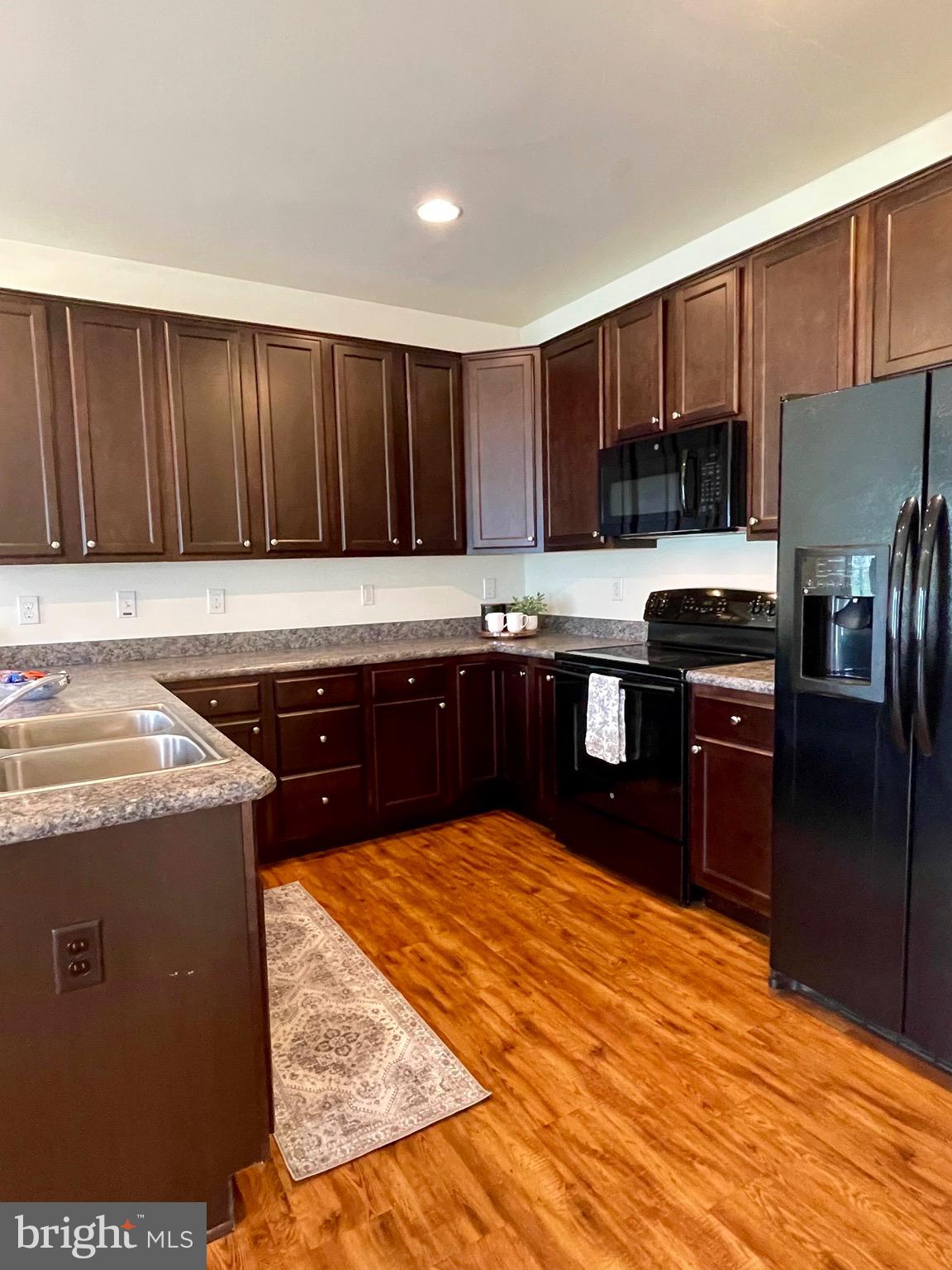 SPRING MILLS - Residential