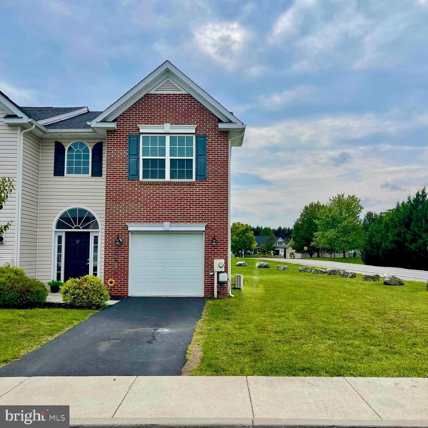 This beautiful townhome in much sought after Spring Mills is not going to last!   With 3 bedrooms, and a garage that has been converted to living space, it is exactly what you have been looking for, not to mention that it is an end unit with a large yard!  Make your appointment today!