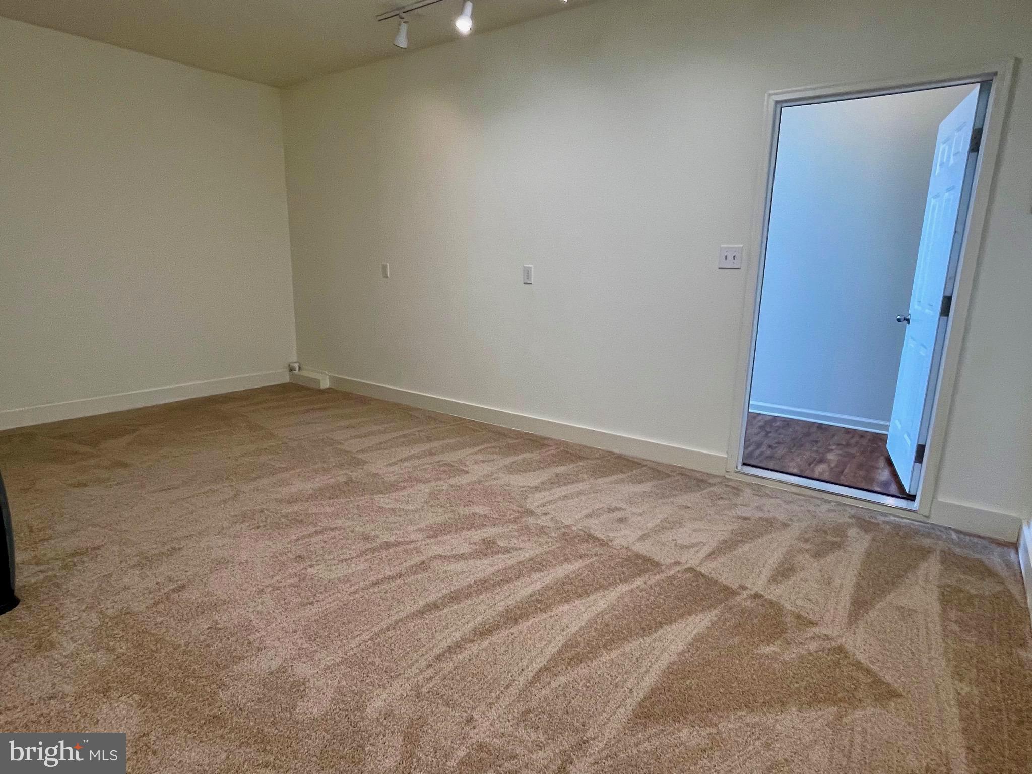 SPRING MILLS - Residential