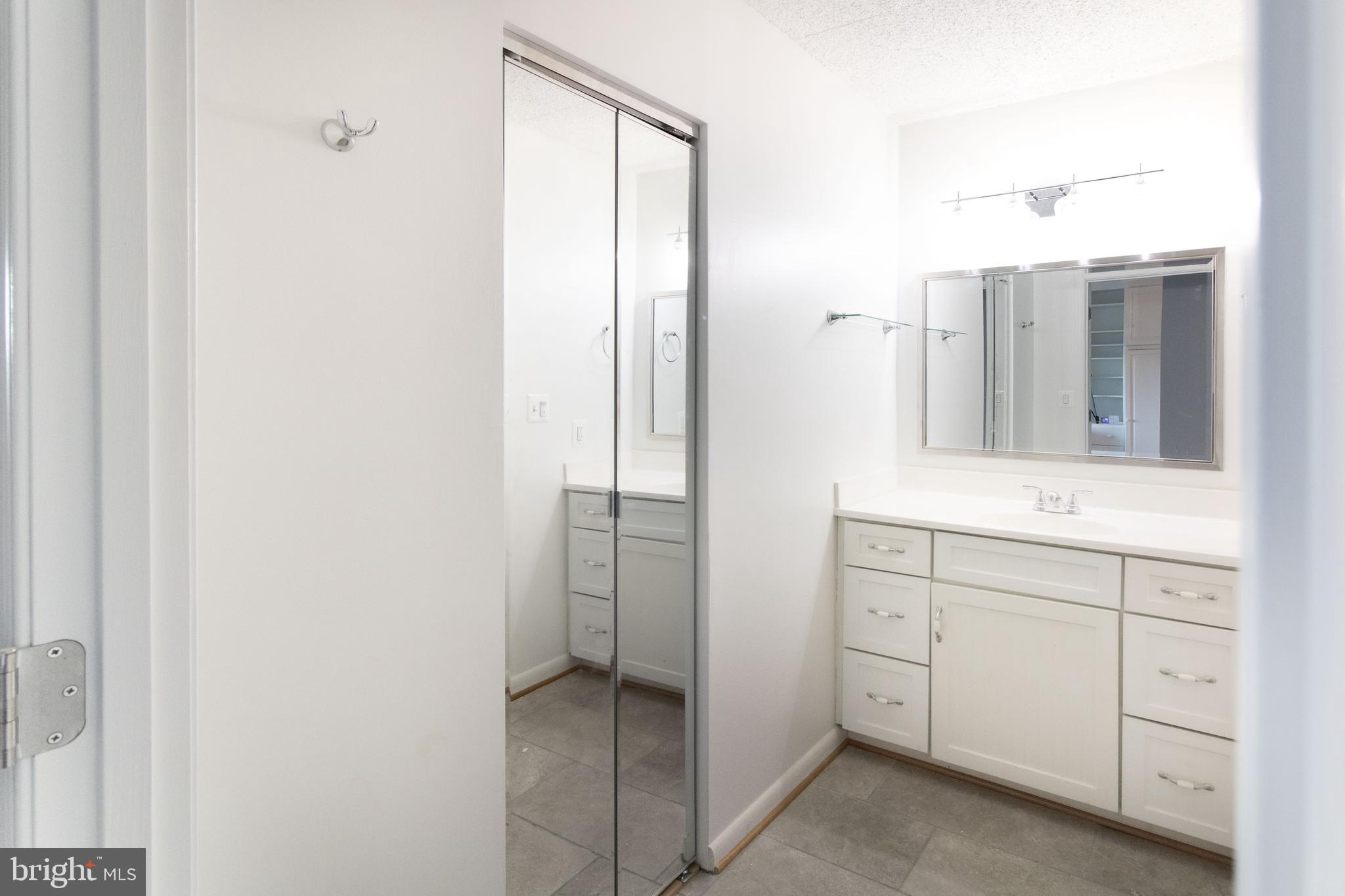 PARC EAST - Residential Lease