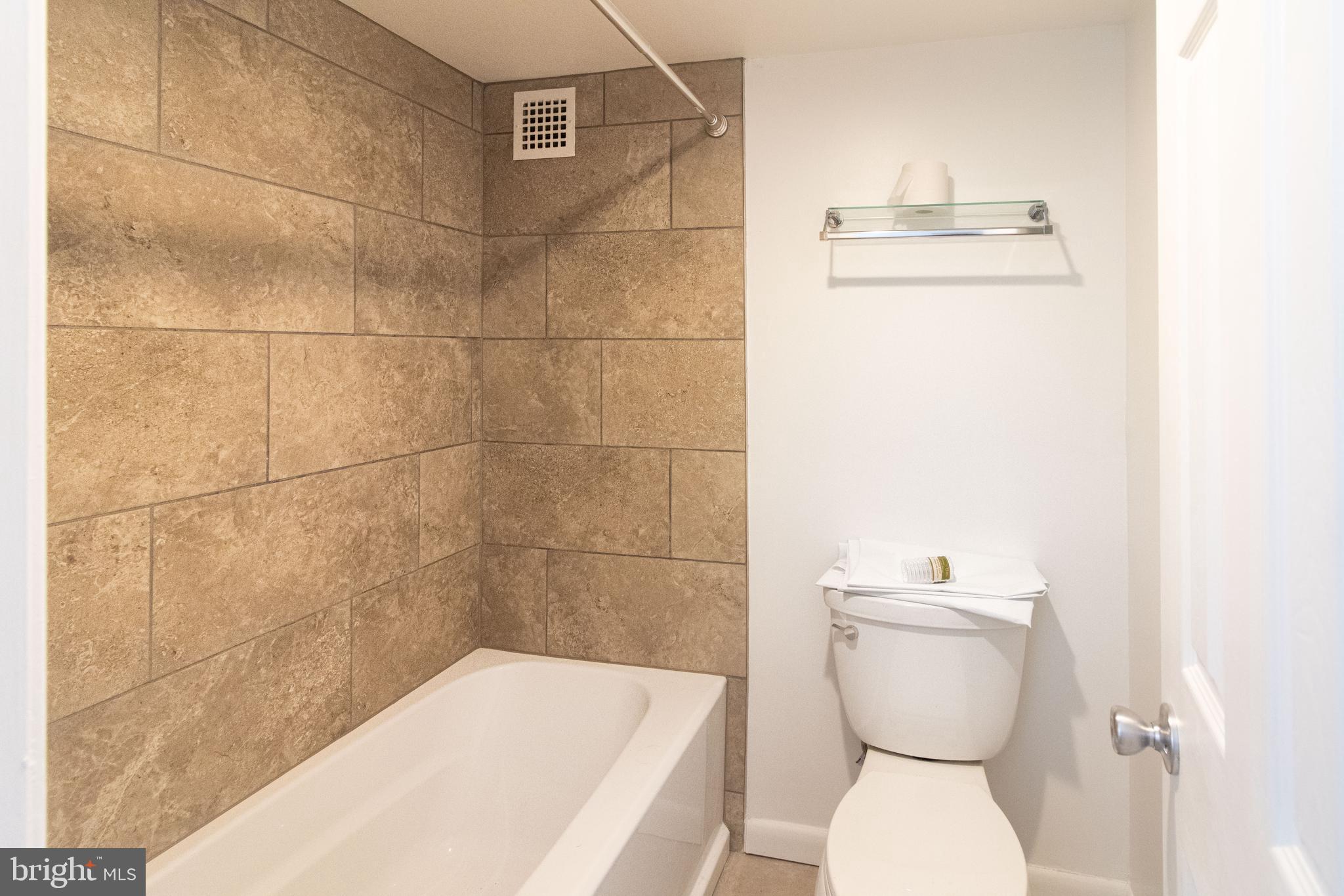 PARC EAST - Residential Lease