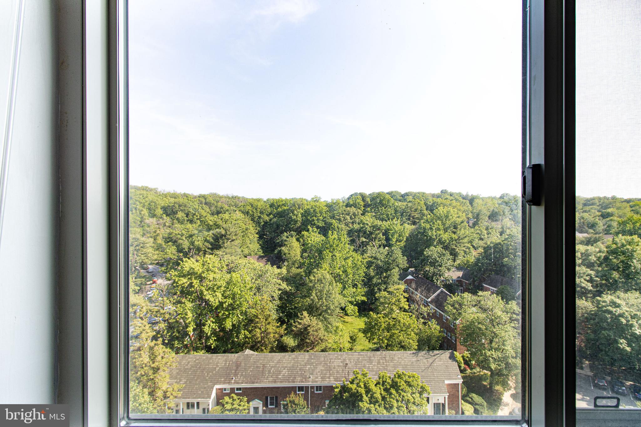 PARC EAST - Residential Lease