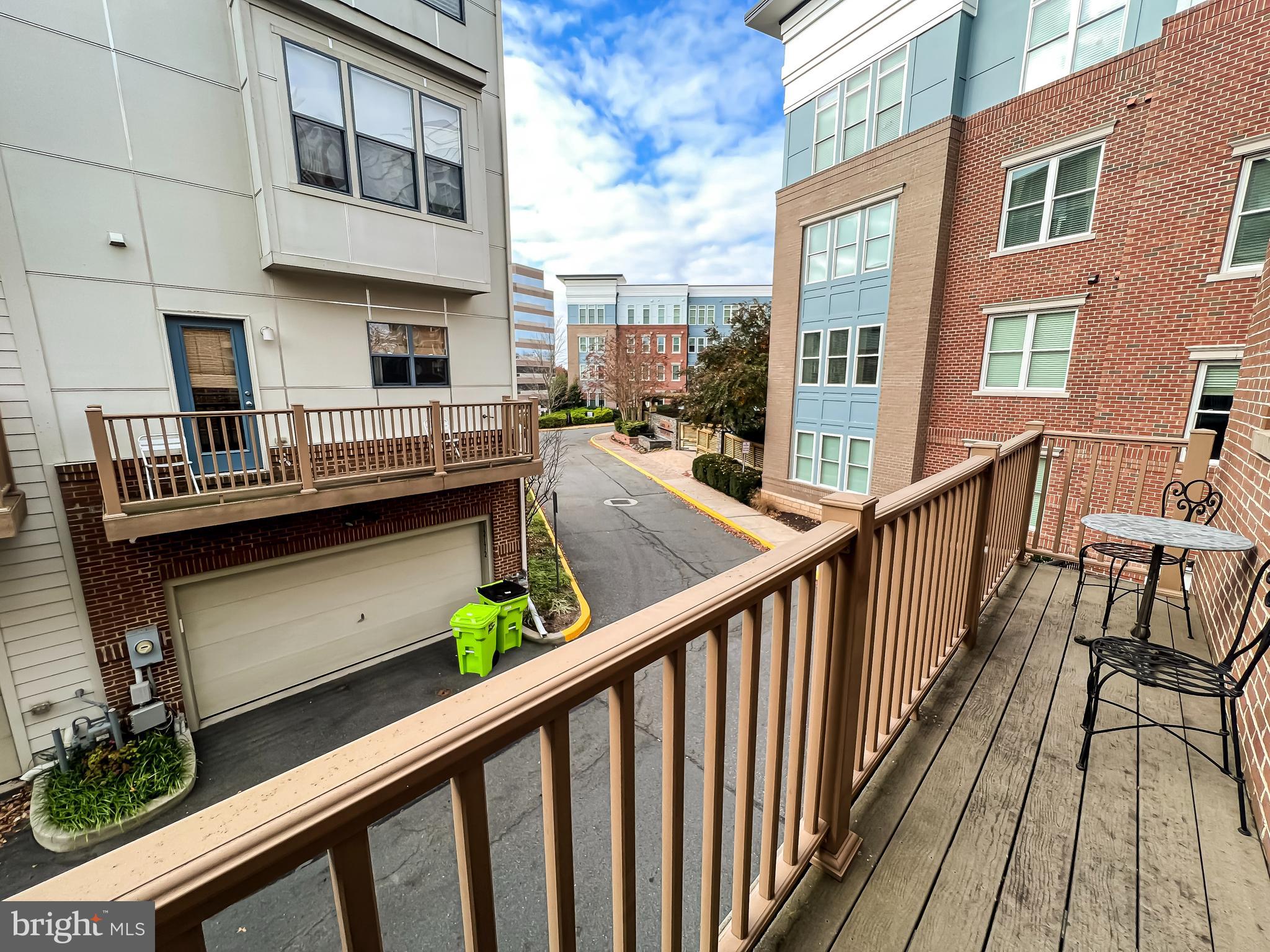 CENTERPOINTE - Residential Lease