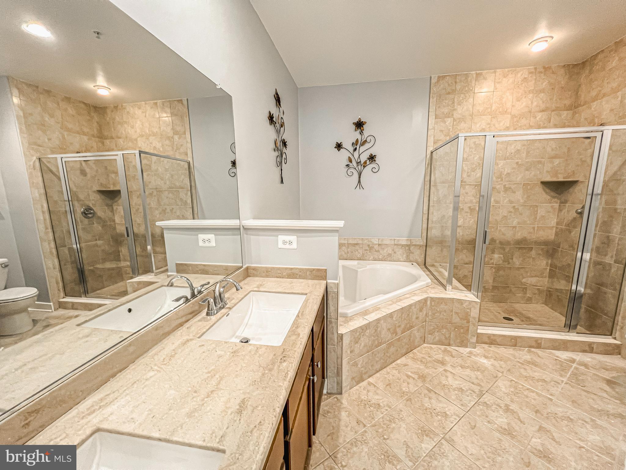 CENTERPOINTE - Residential Lease