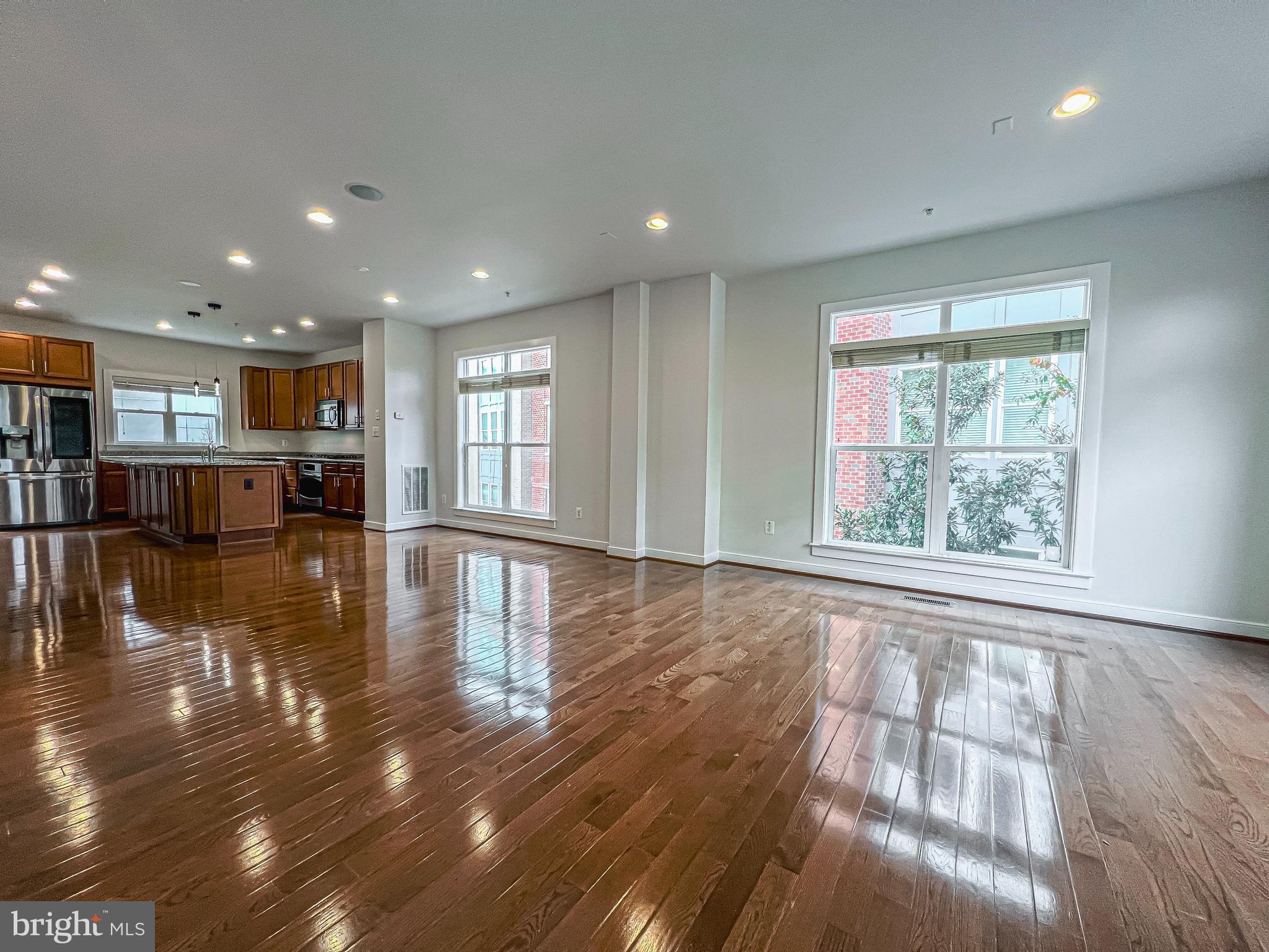 CENTERPOINTE - Residential Lease