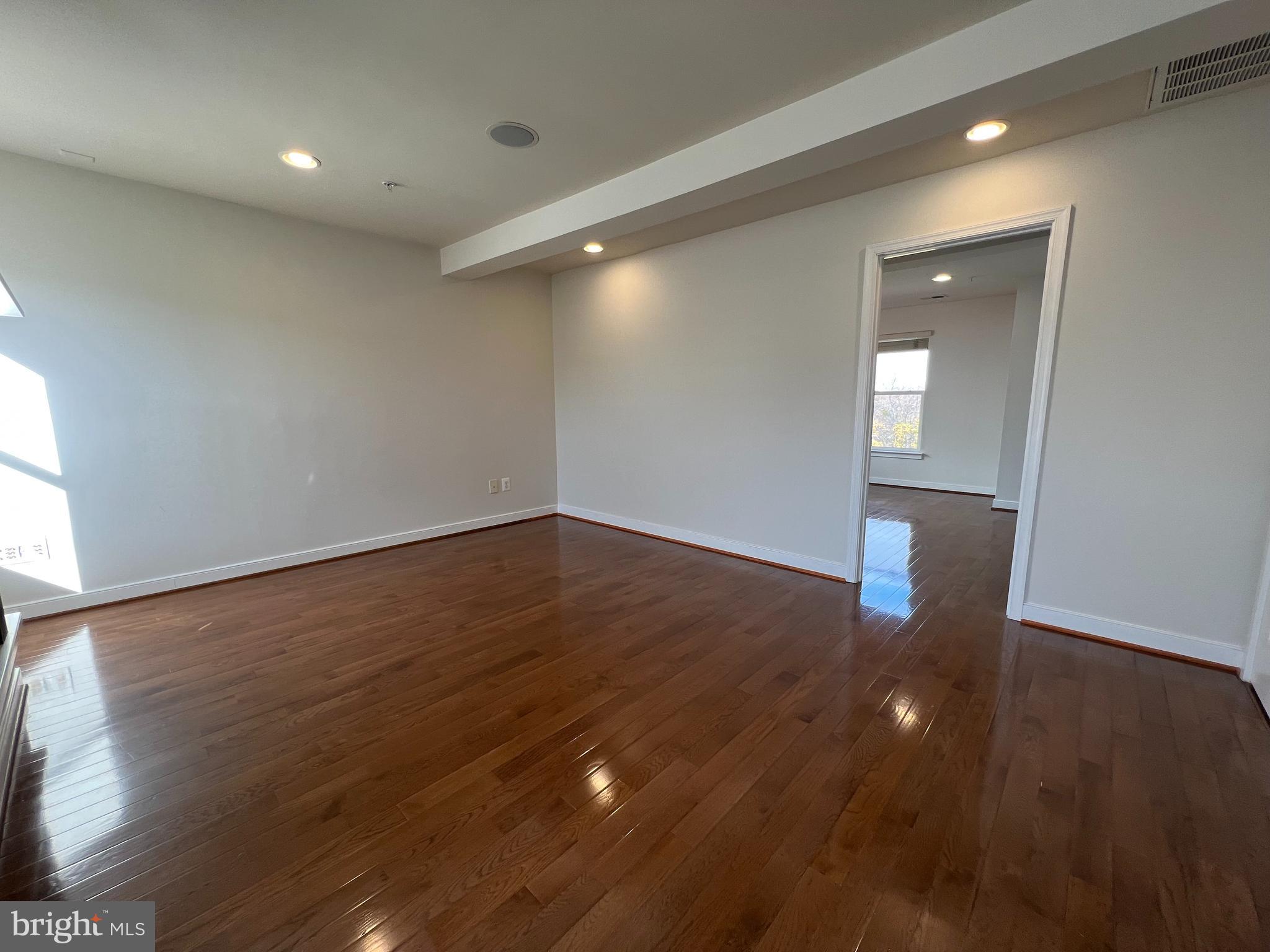 CENTERPOINTE - Residential Lease