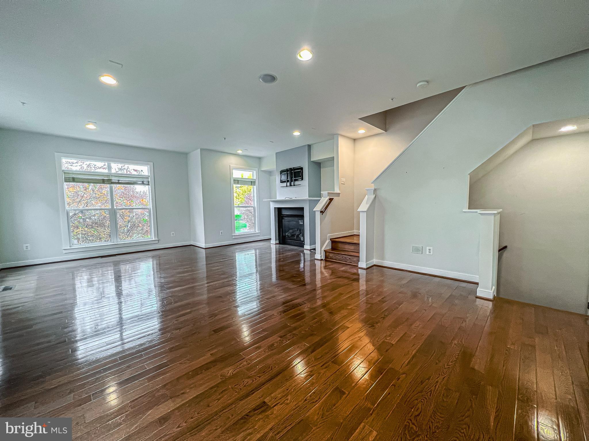 CENTERPOINTE - Residential Lease