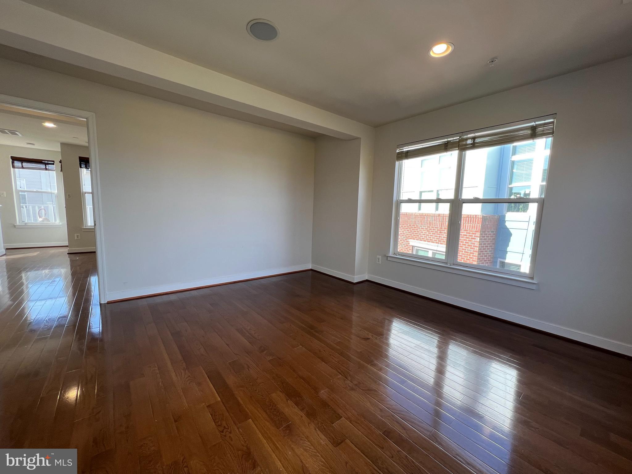 CENTERPOINTE - Residential Lease