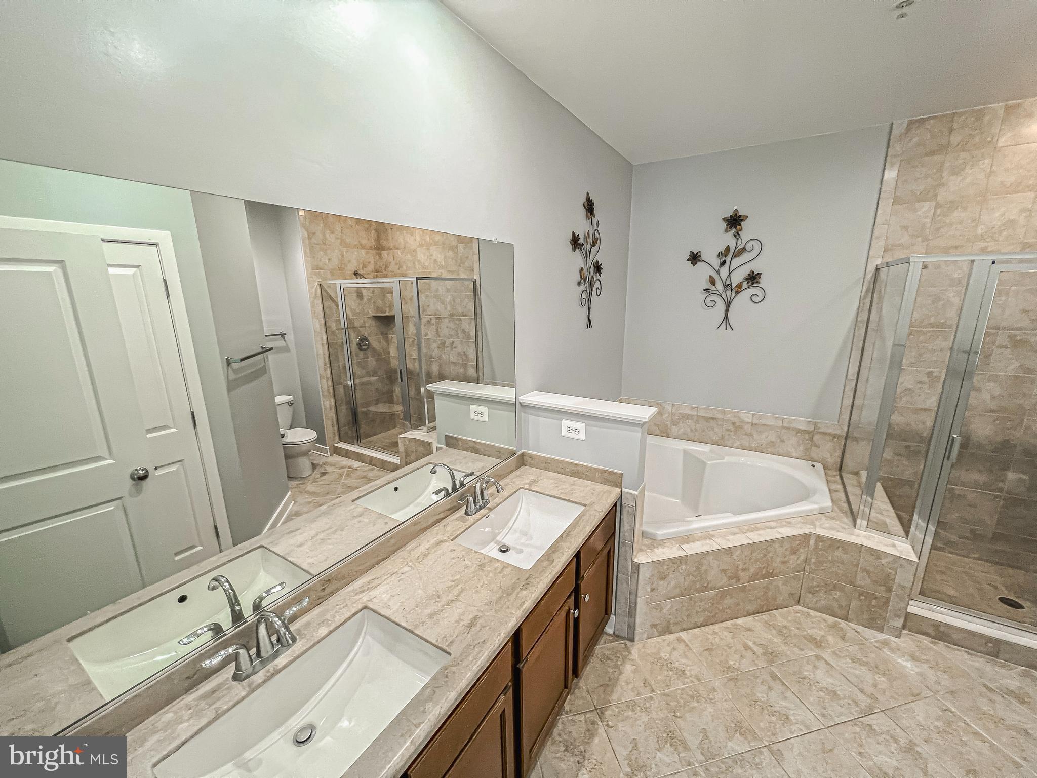 CENTERPOINTE - Residential Lease