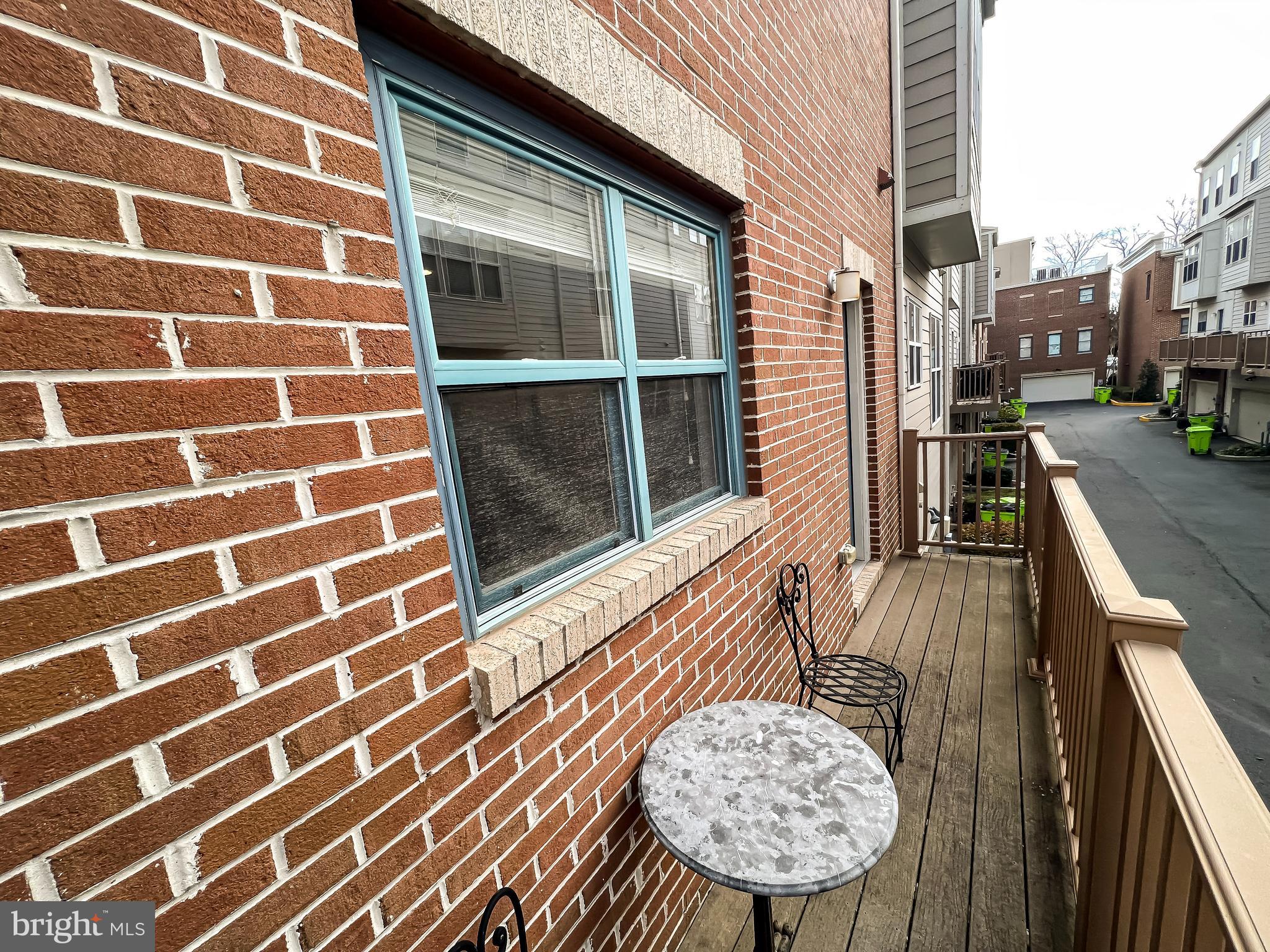 CENTERPOINTE - Residential Lease