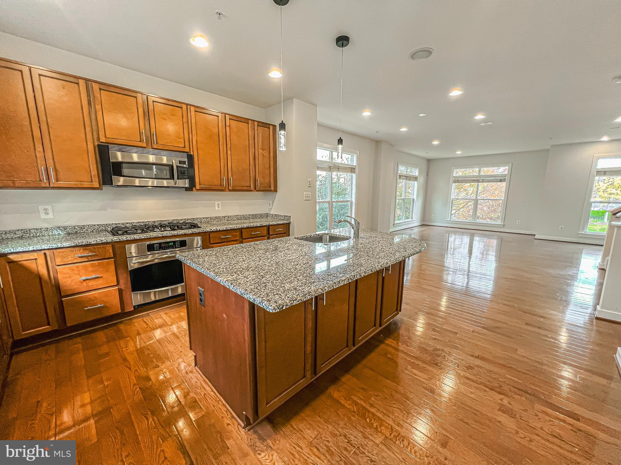 CENTERPOINTE - Residential Lease