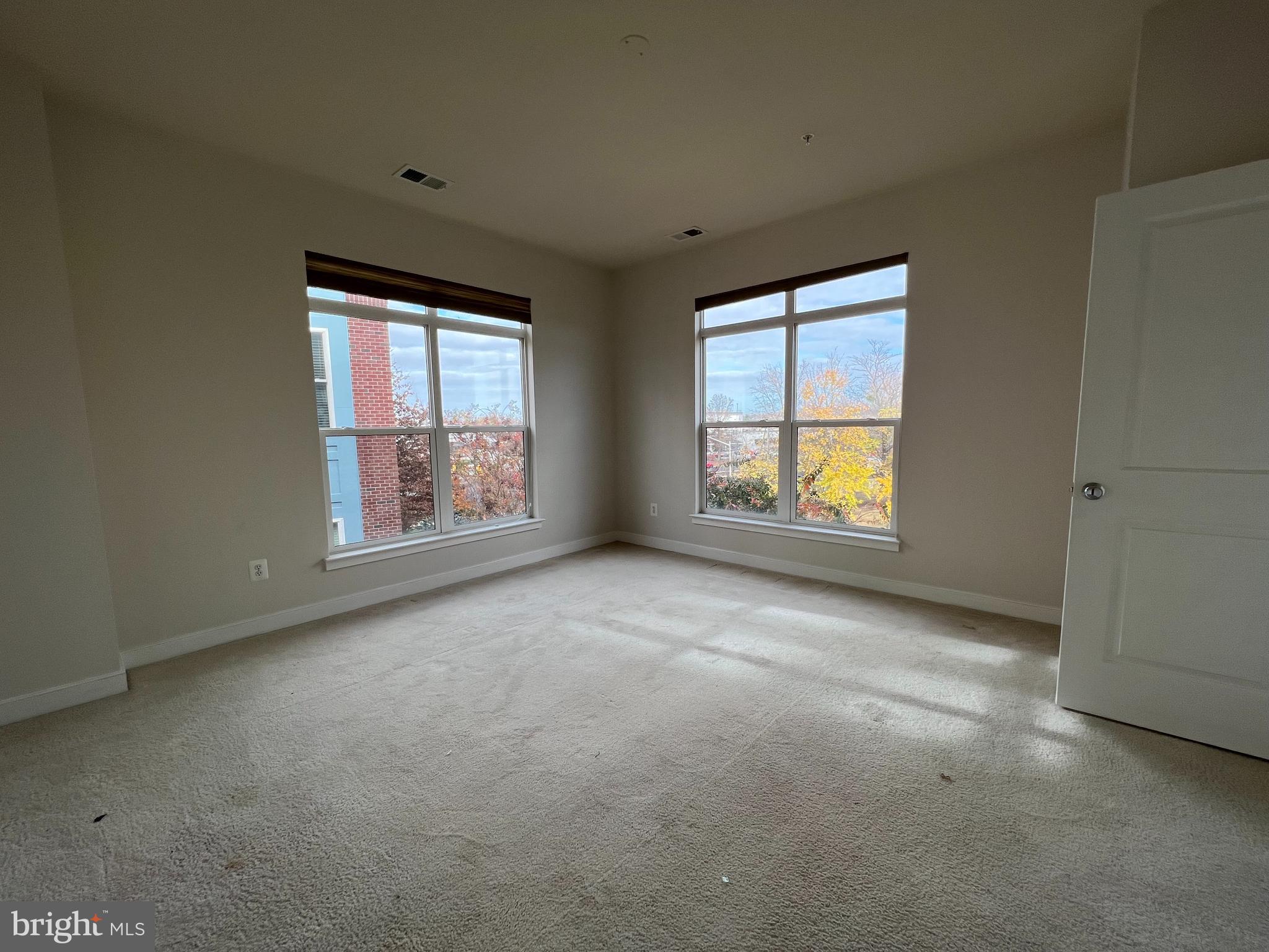 CENTERPOINTE - Residential Lease