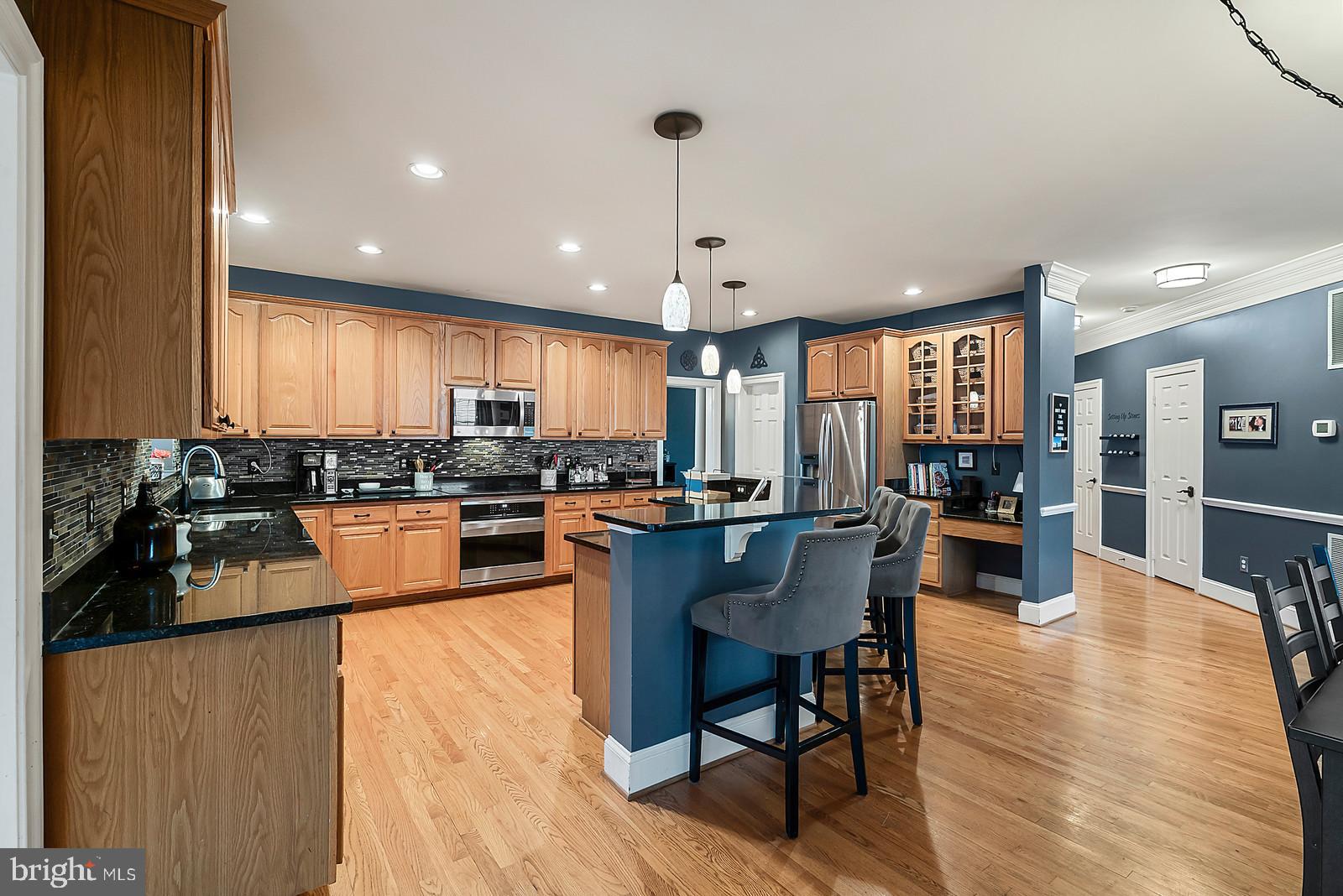 VICTORY LAKES - Residential