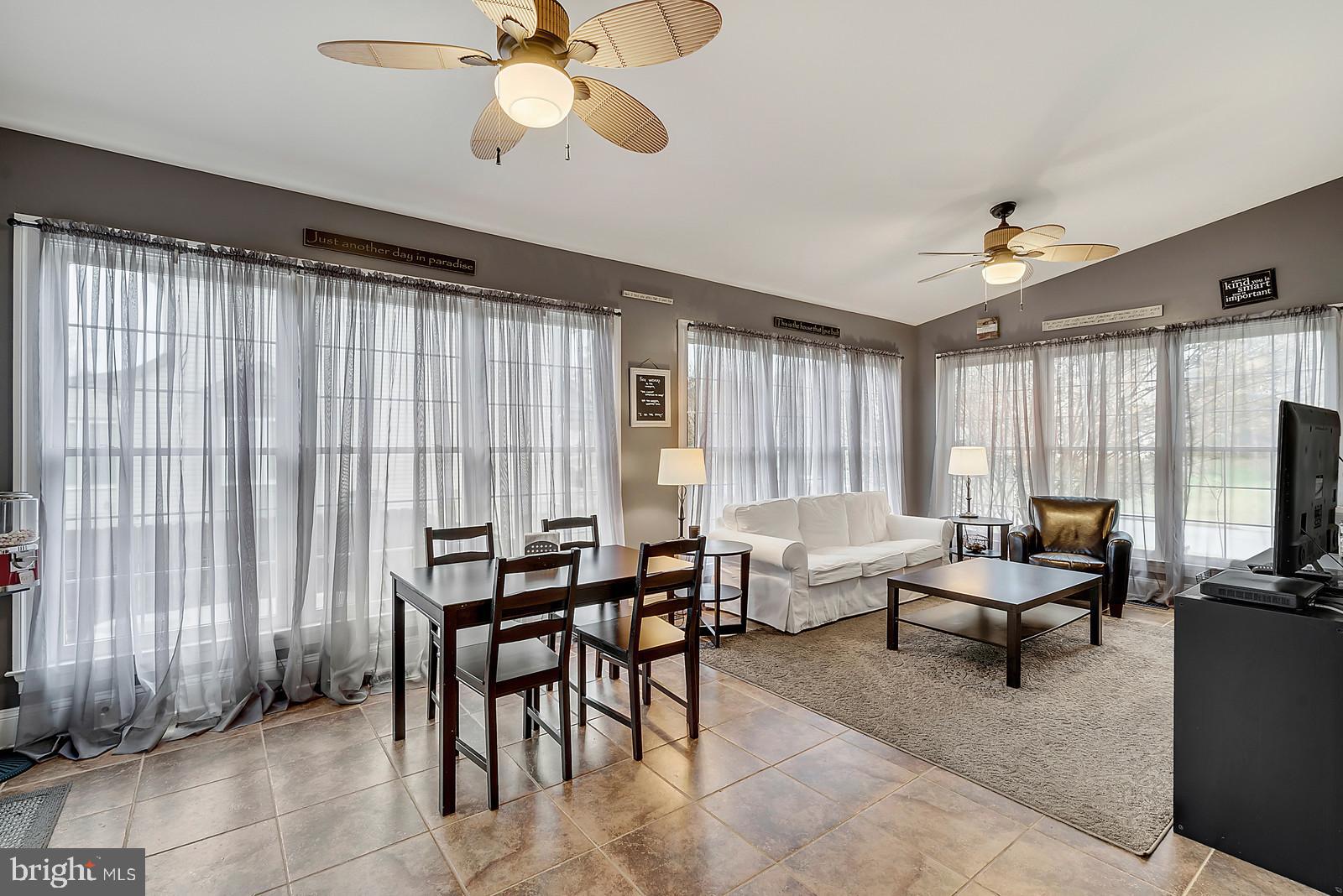 VICTORY LAKES - Residential