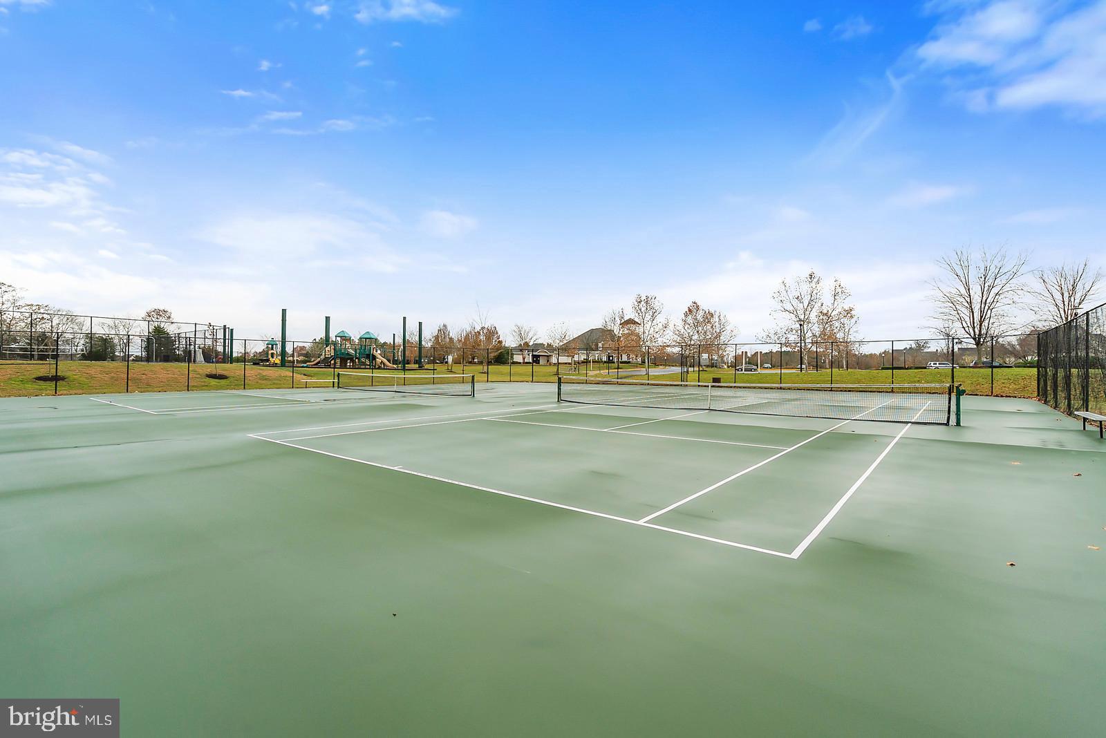 VICTORY LAKES - Residential