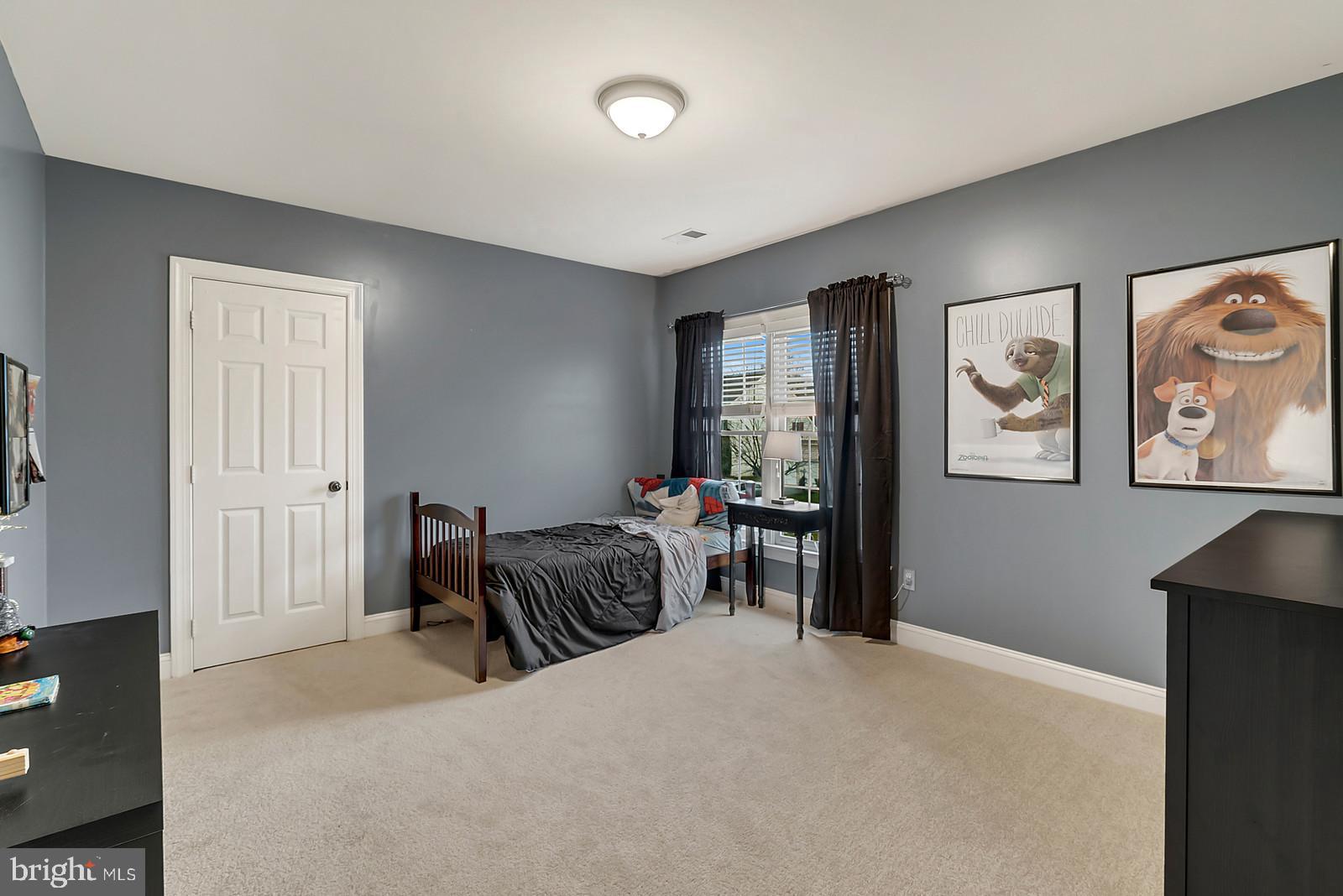 VICTORY LAKES - Residential