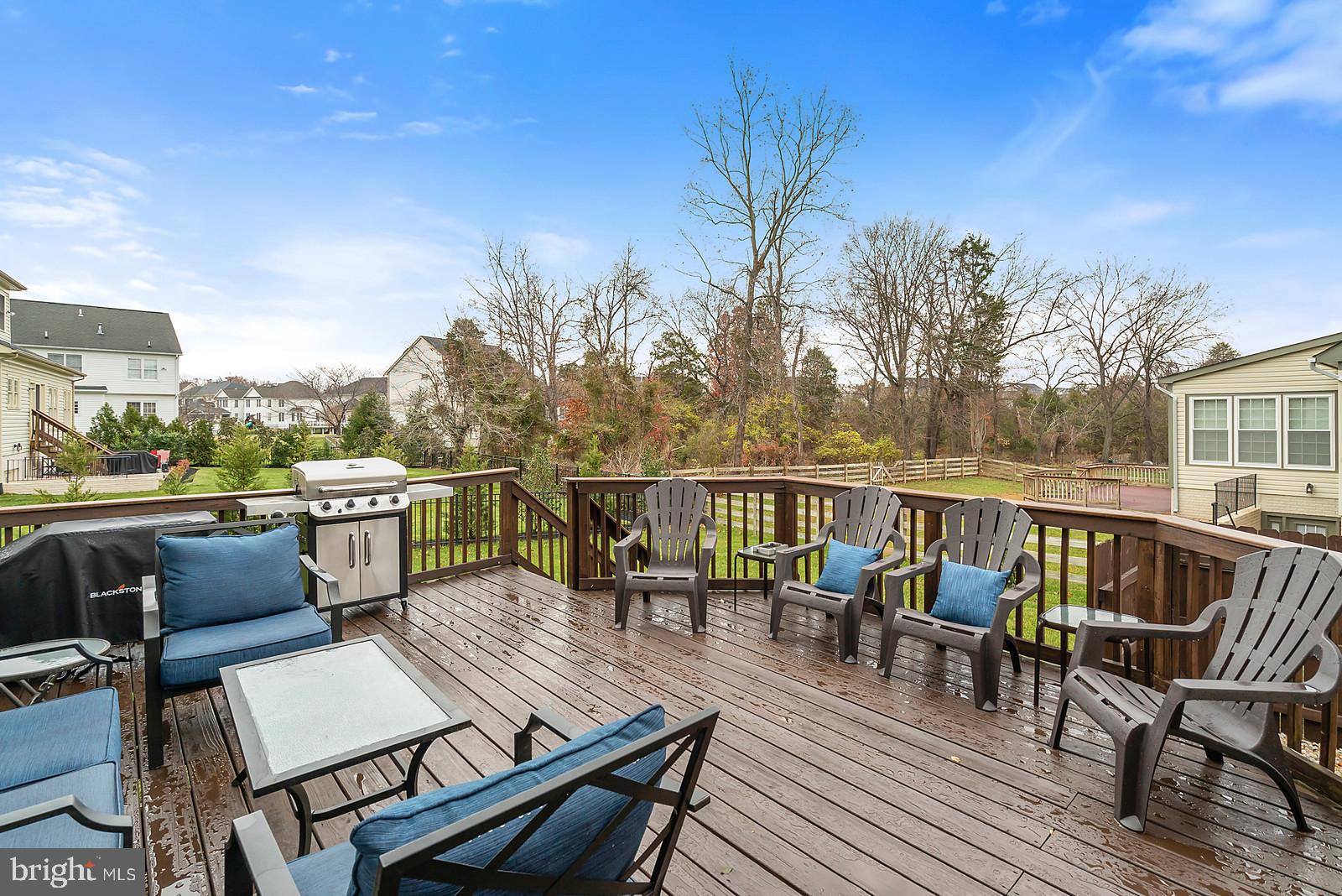 VICTORY LAKES - Residential