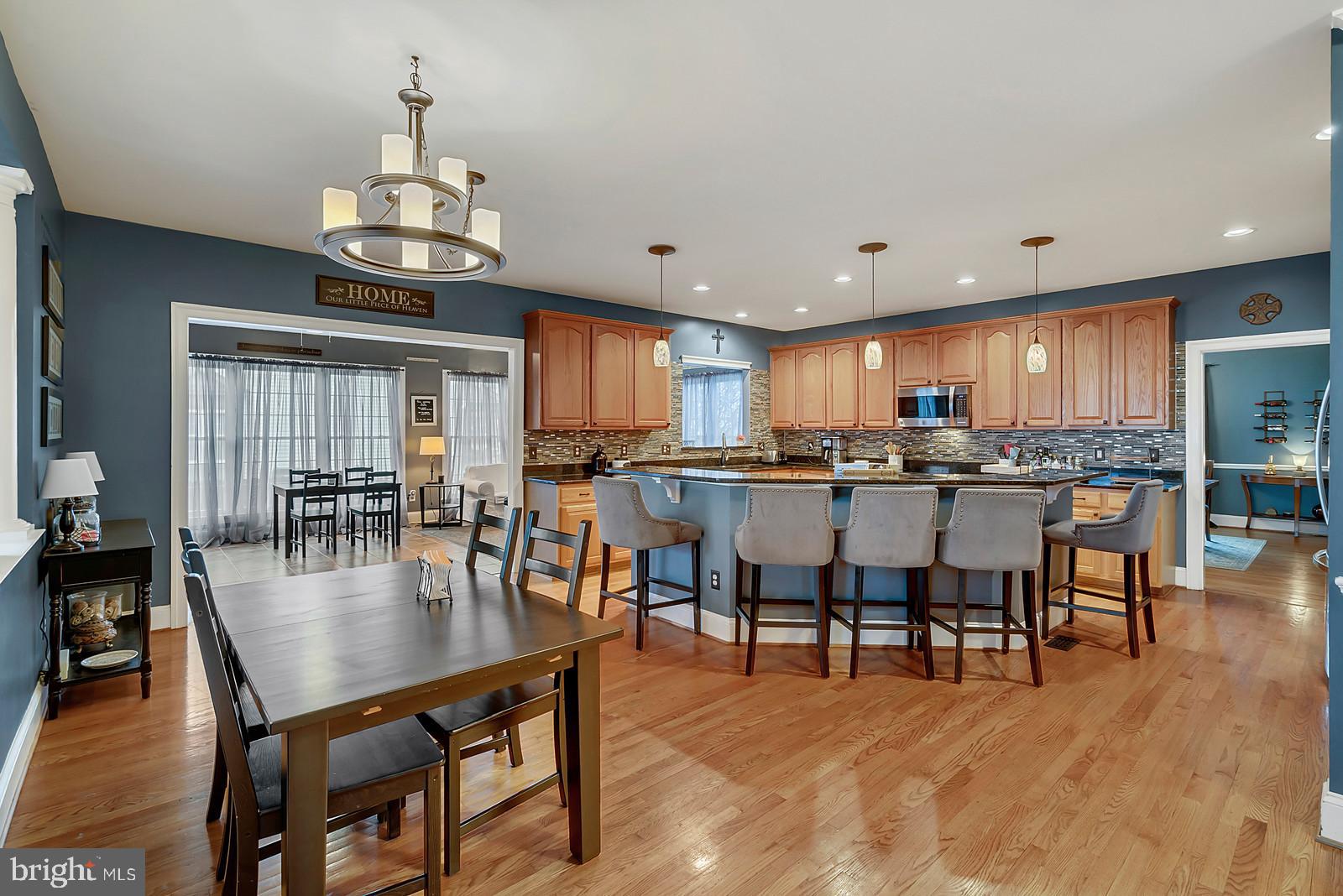 VICTORY LAKES - Residential